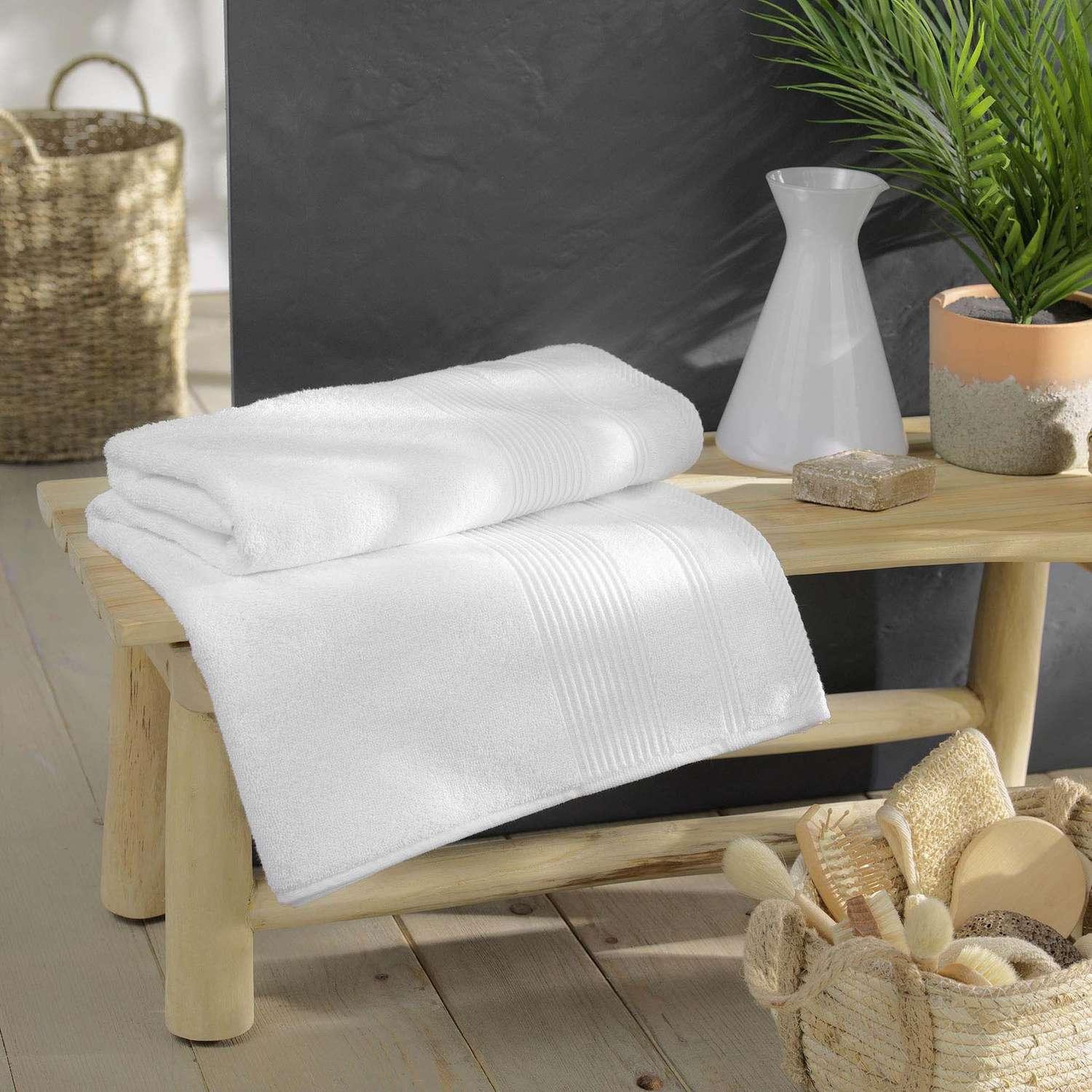 Voir la diapositive 3 : Douceur d'Intérieur Drap de bain DAYTA - Eponge unie