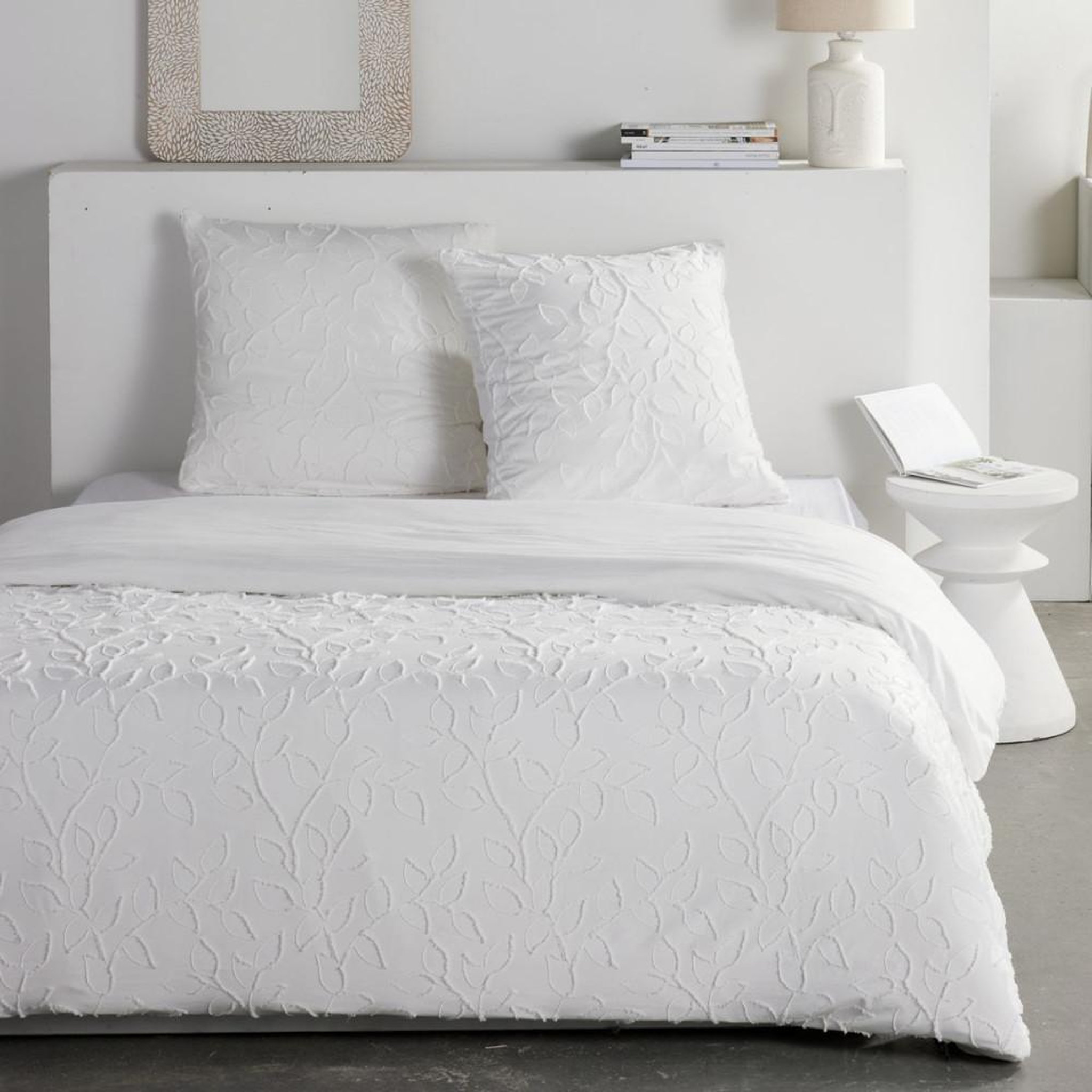 Today Parure de lit - TODAY - Essential - 2 personnes - 220 x 240 cm - Effet tufté floral blanc