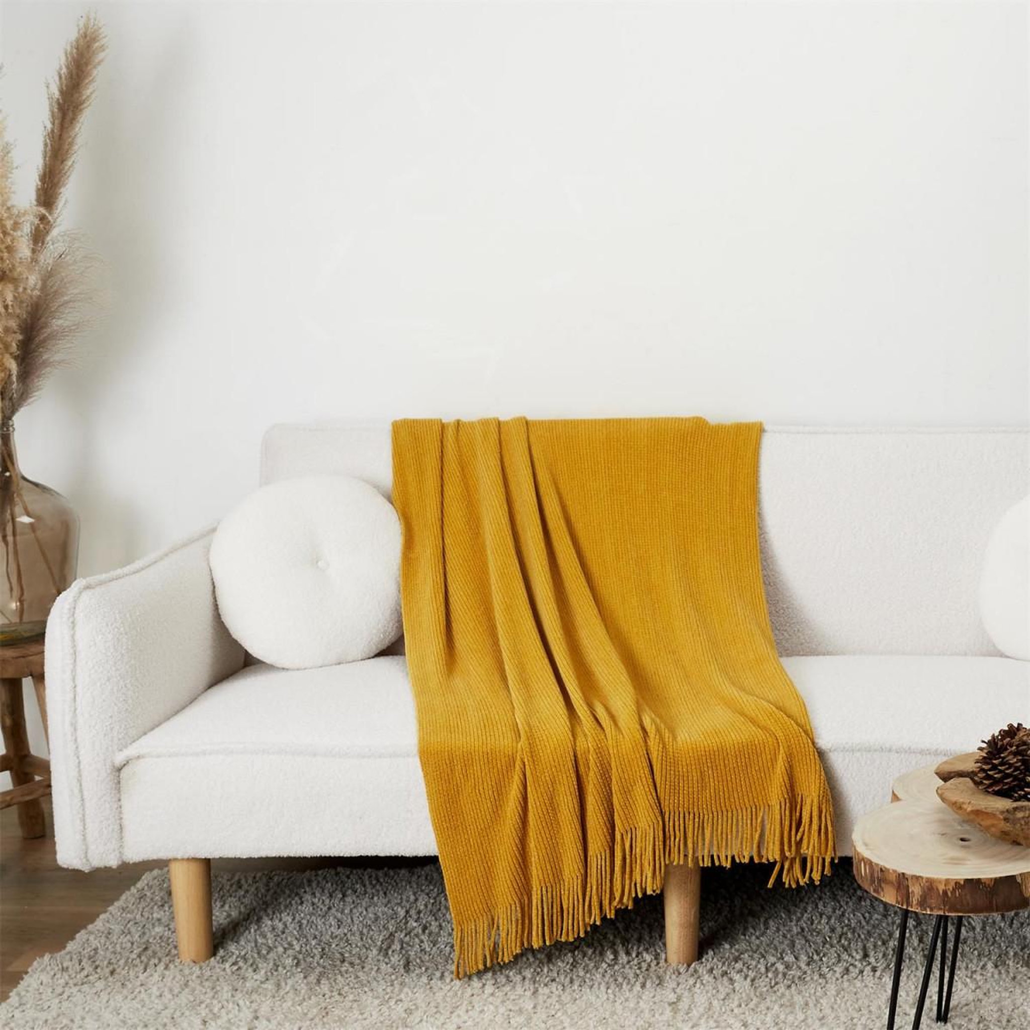 Voir la diapositive 5 : The Home Deco Factory Plaid chenille  franges  120x150cm moutarde