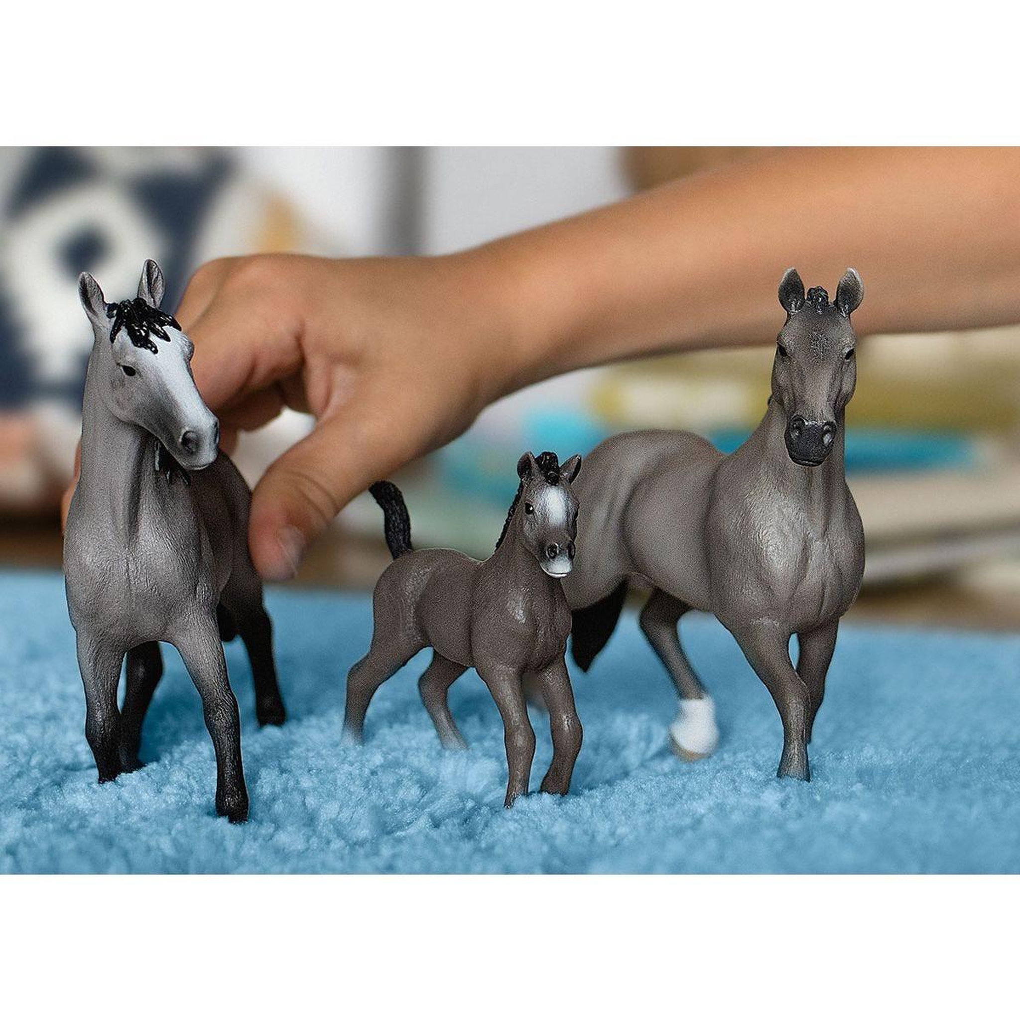 Voir la diapositive 3 : Schleich 13956 Etalon selle français