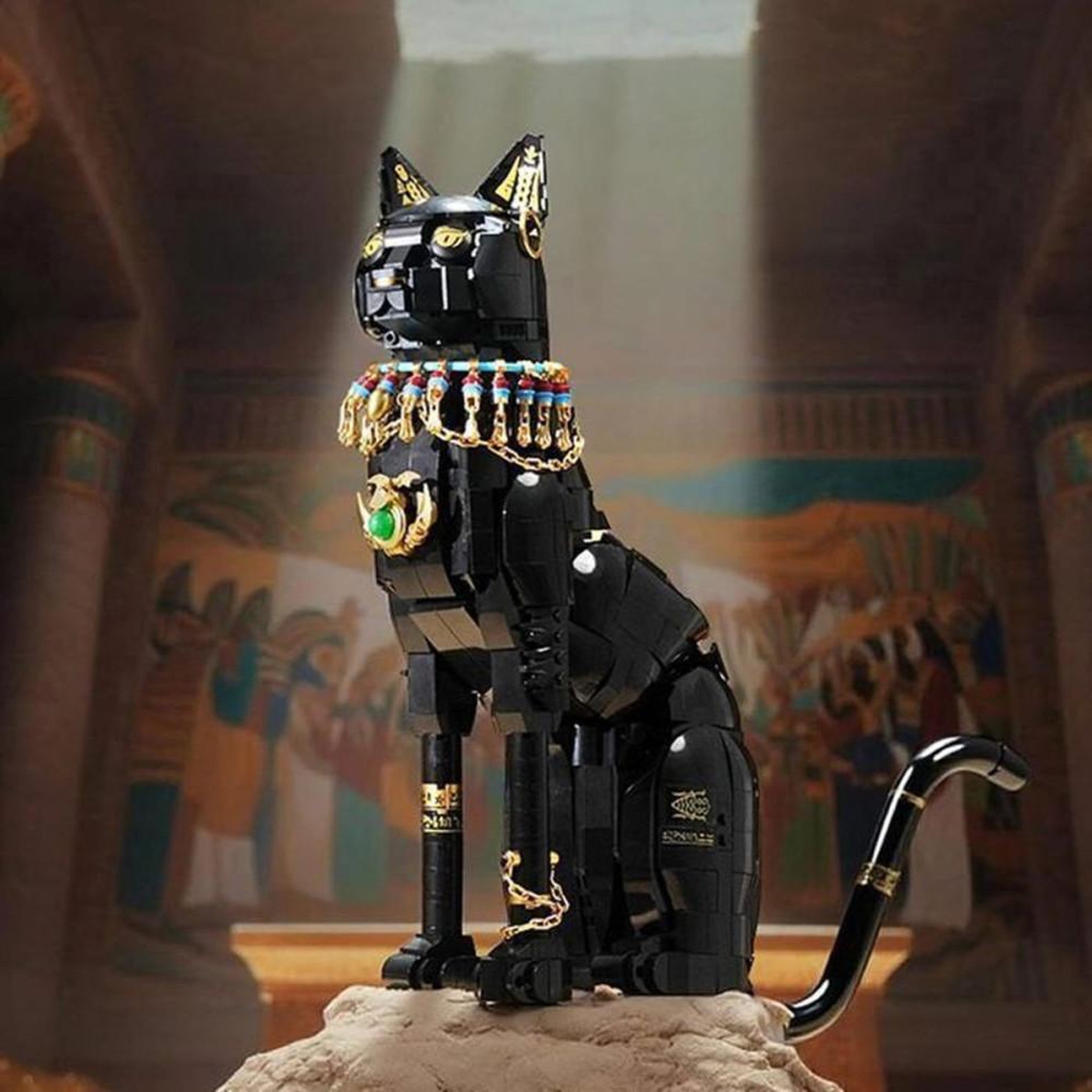 Voir la diapositive 3 : Kit de construction CUBIMANA chat pharaon égyptien, 1274 pièces ABS noir, tête et queue articulées, modèle à assembler, décoration intérieure 33,7 cm