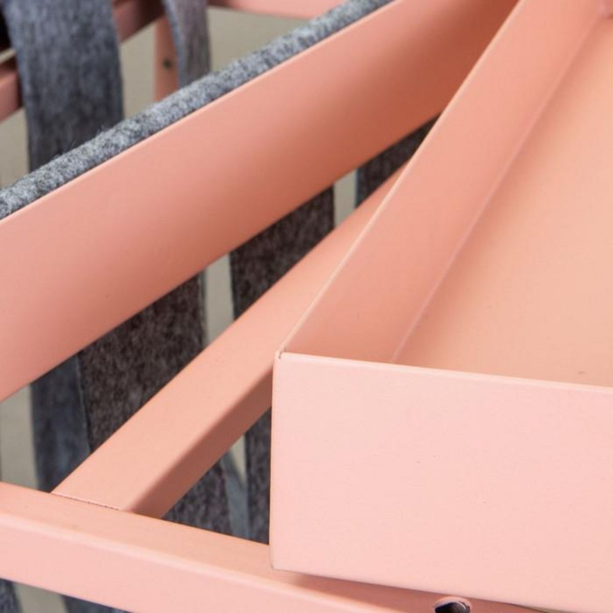 Paris Prix Table d'Appoint Design  Porte-Magazine  40cm Rose