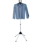 ESSENTIEL B Cintre sur pied télescopique pour défroisseur