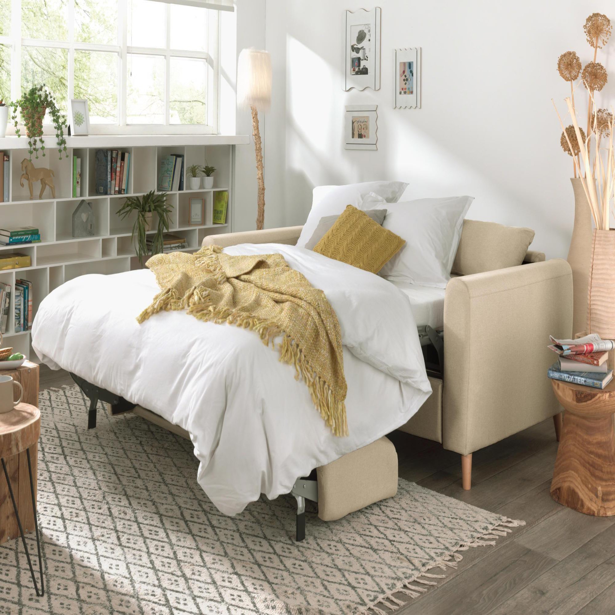 Voir la diapositive 3 : LISA DESIGN Timo - canapé 3 places convertible express couchage quotidien 140 cm matelas 12 cm en tissu