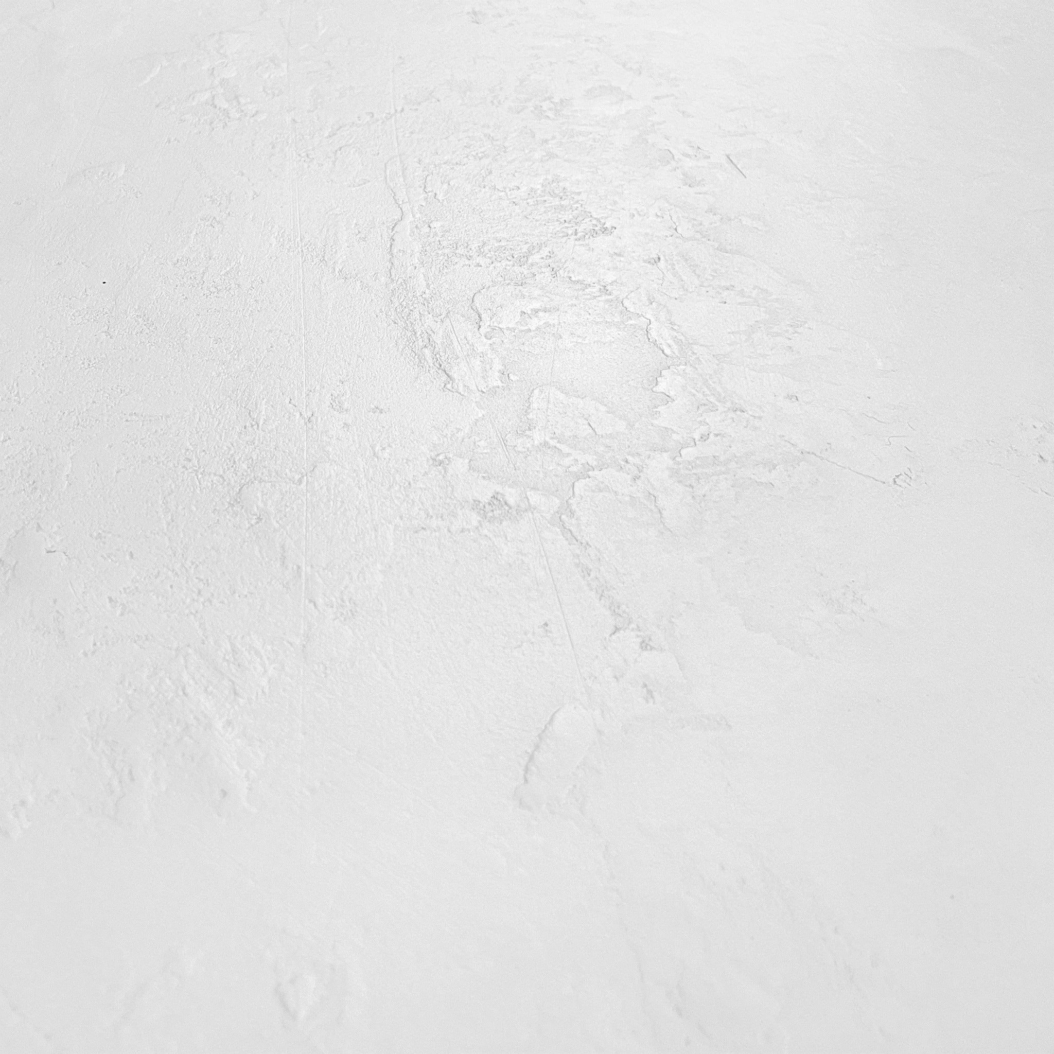 Voir la diapositive 3 : MAISON PAVANE Table basse ronde en béton blanc cassé-lulli