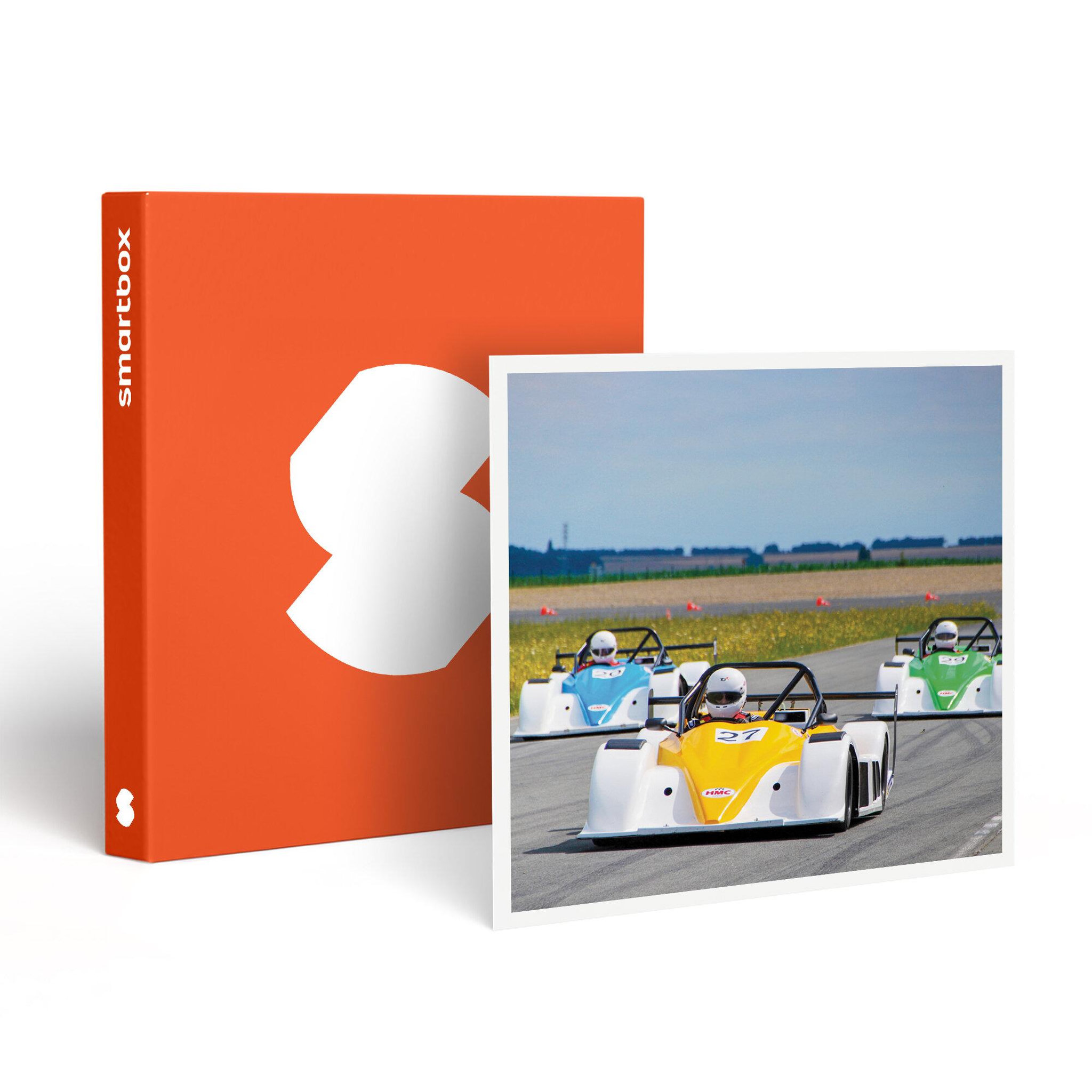 Smartbox Stage de pilotage : 10 tours sur le circuit de lohéac en sport proto funyo 5 - coffret cadeau sport & aventure