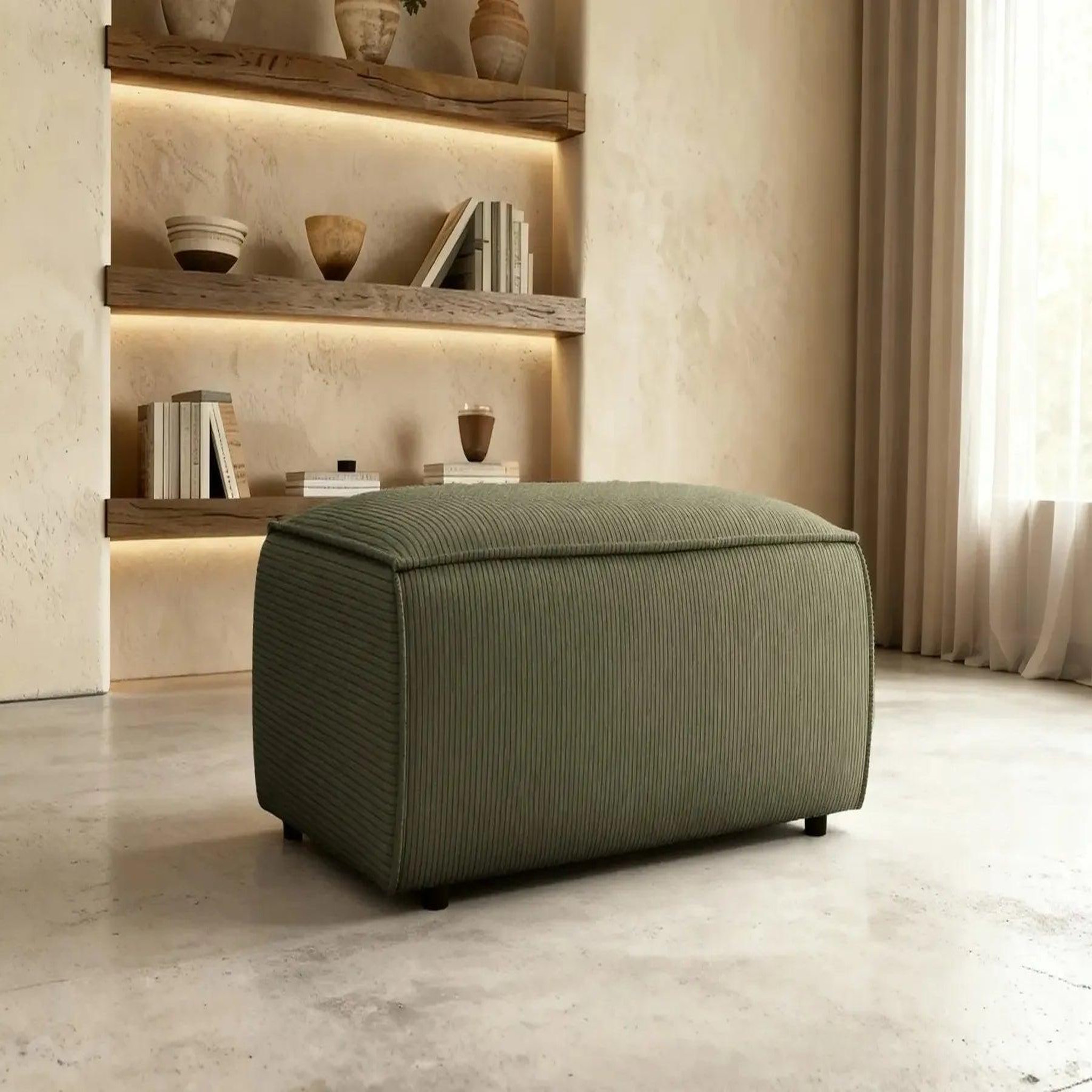 Voir la diapositive 2 : CASANOVA PARIS Jade - pouf velours côtelé