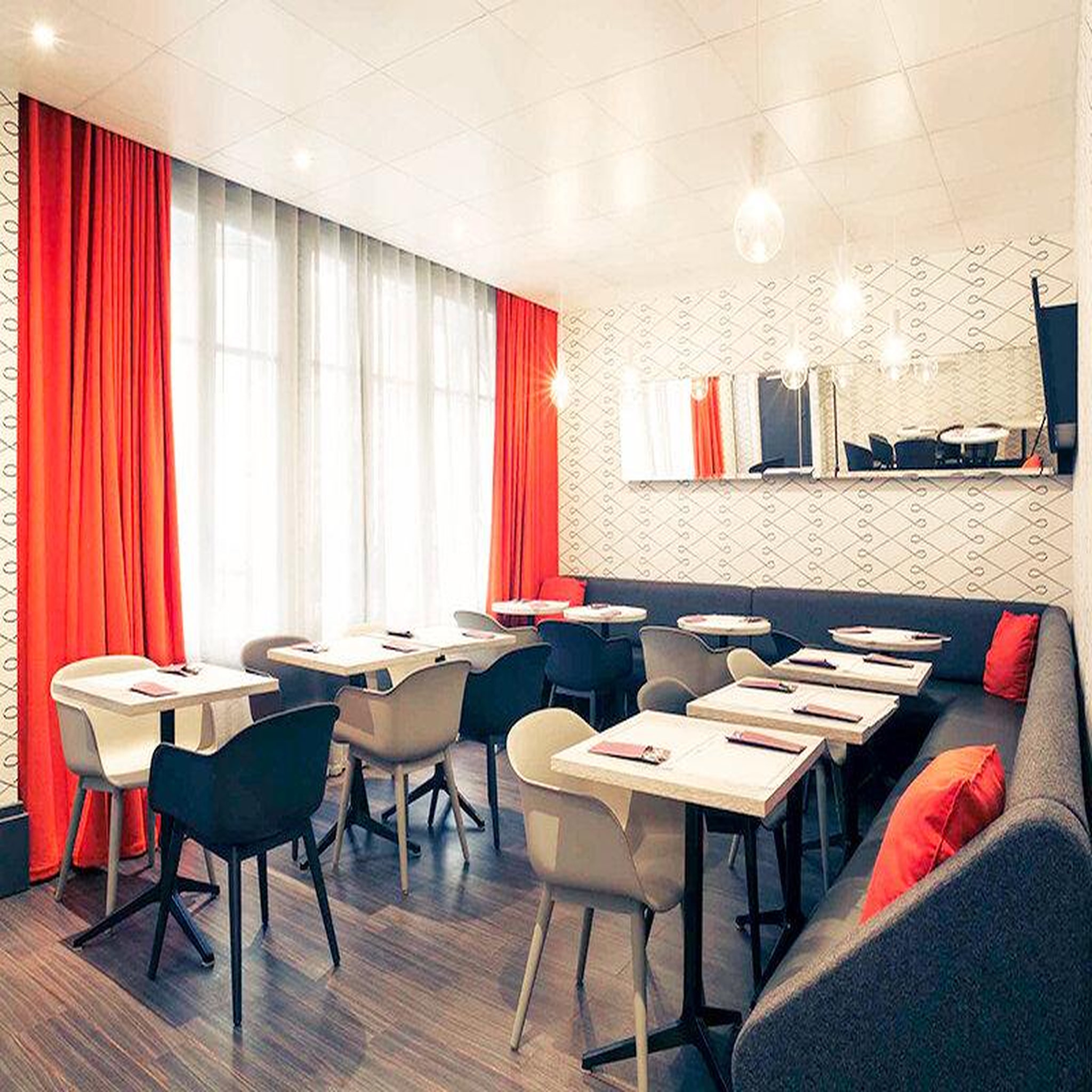 Voir la diapositive 6 : Smartbox 2 jours en hôtel 4* proche du sacré-cœur de montmartre à paris - coffret cadeau séjour