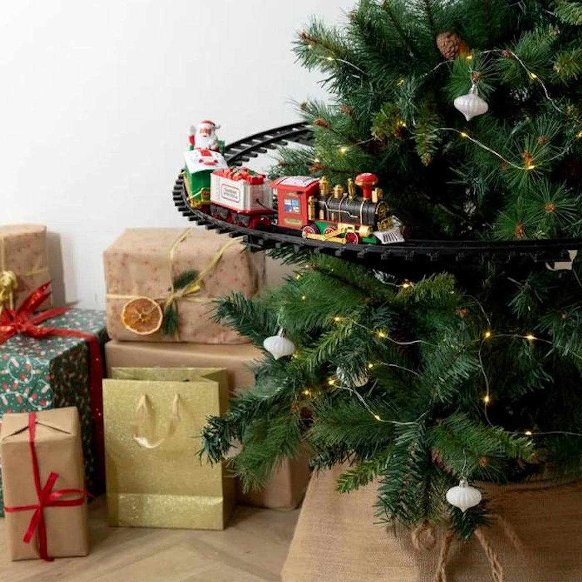 FEERIC LIGHT & CHRISTMAS Train de Noël Électrique  23 Pièces  87cm Multicolore