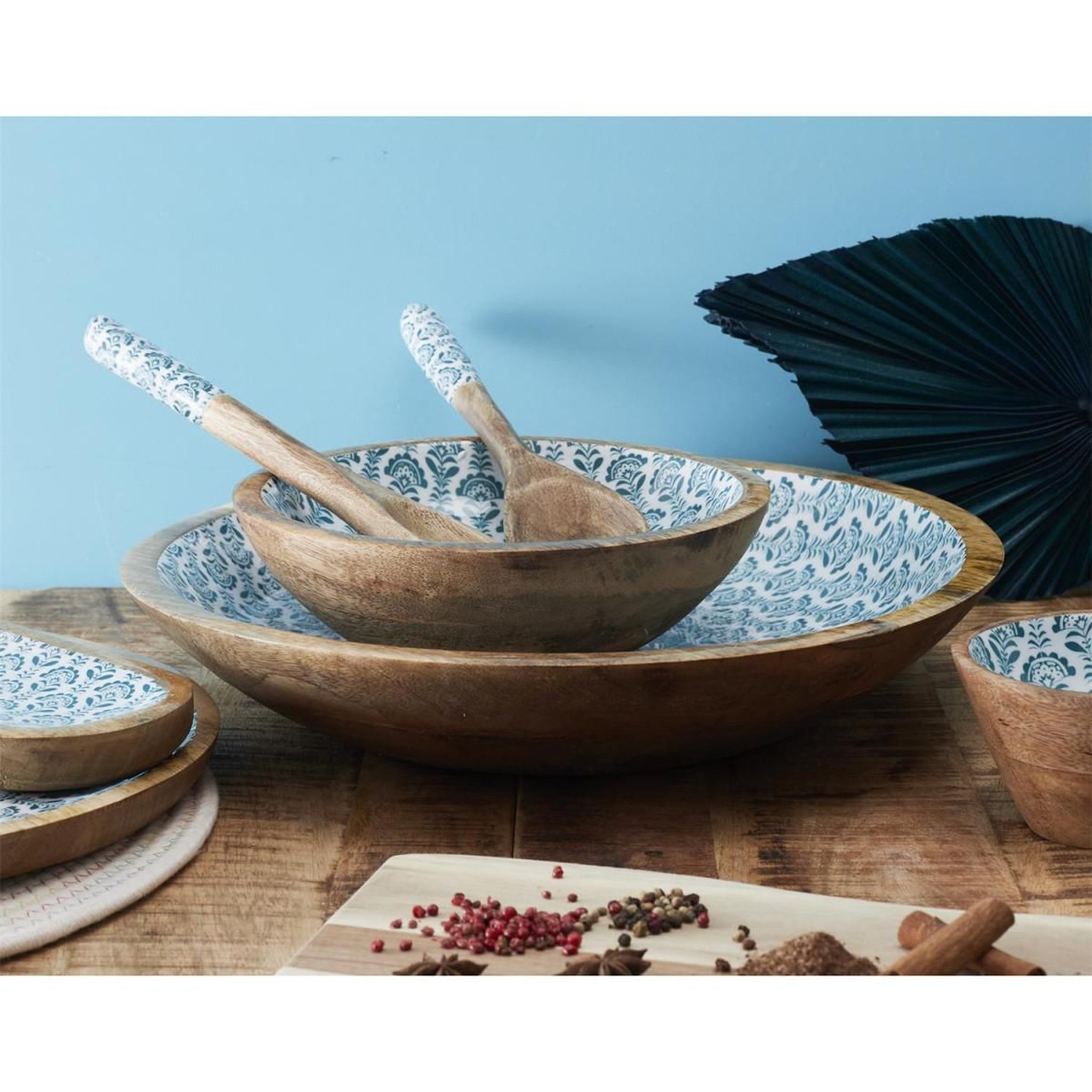 Voir la diapositive 4 : The Home Deco Factory Couverts à salade en bois  jaipur  22cm bleu