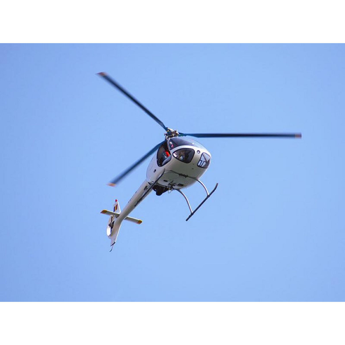 Smartbox Vol en hélicoptère de 20 min au-dessus des vignobles bourguignons - Coffret Cadeau Sport & Aventure