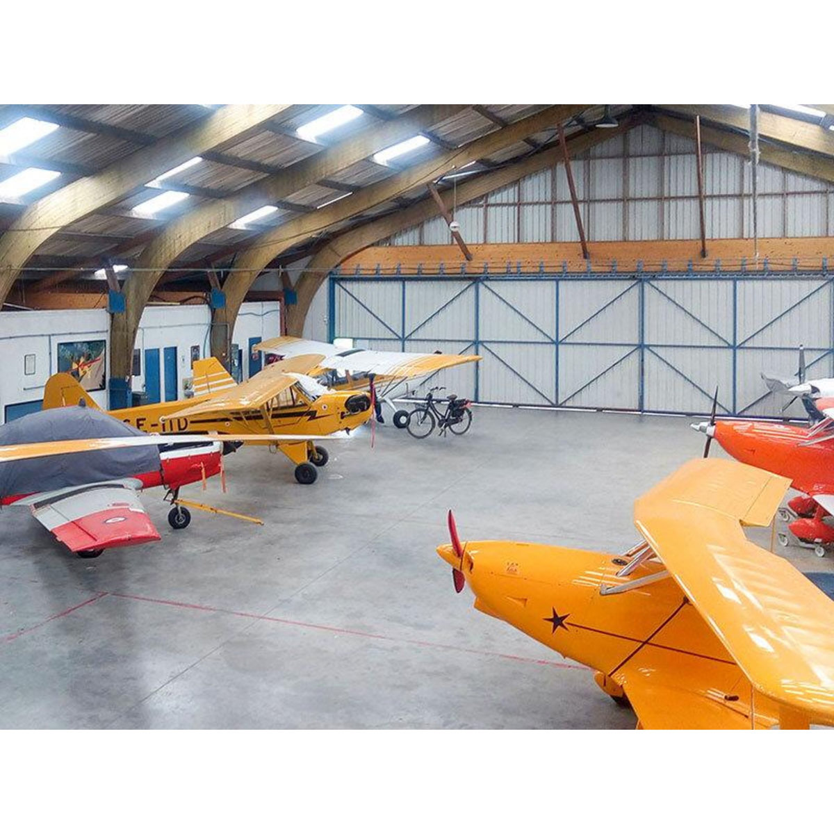 Smartbox Les falaises d'Étretat vues du ciel : vol de 30 min en avion Cessna 172 pour 1 à 3 personnes - Coffret Cadeau Sport & Aventure