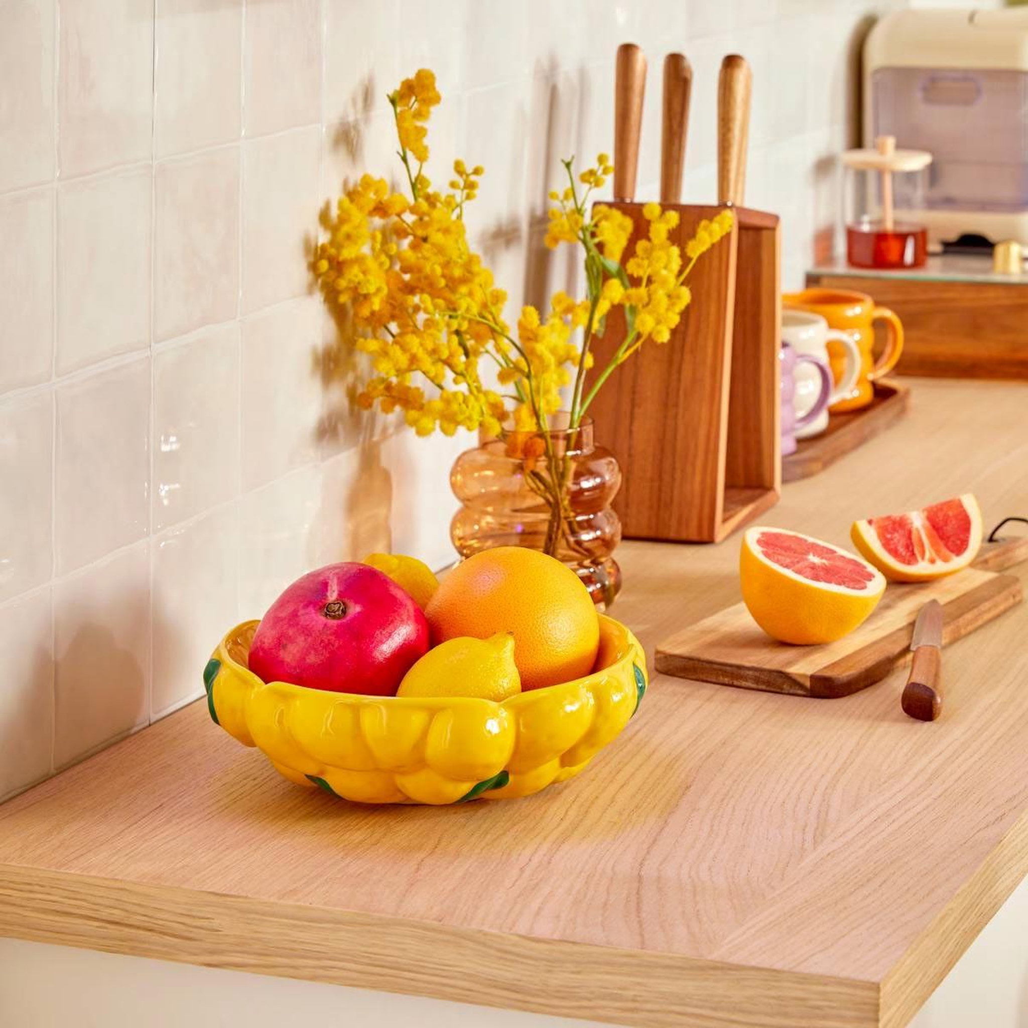 Voir la diapositive 2 : ATMOSPHERA Corbeille à fruits en dolomite  fruity  25cm jaune