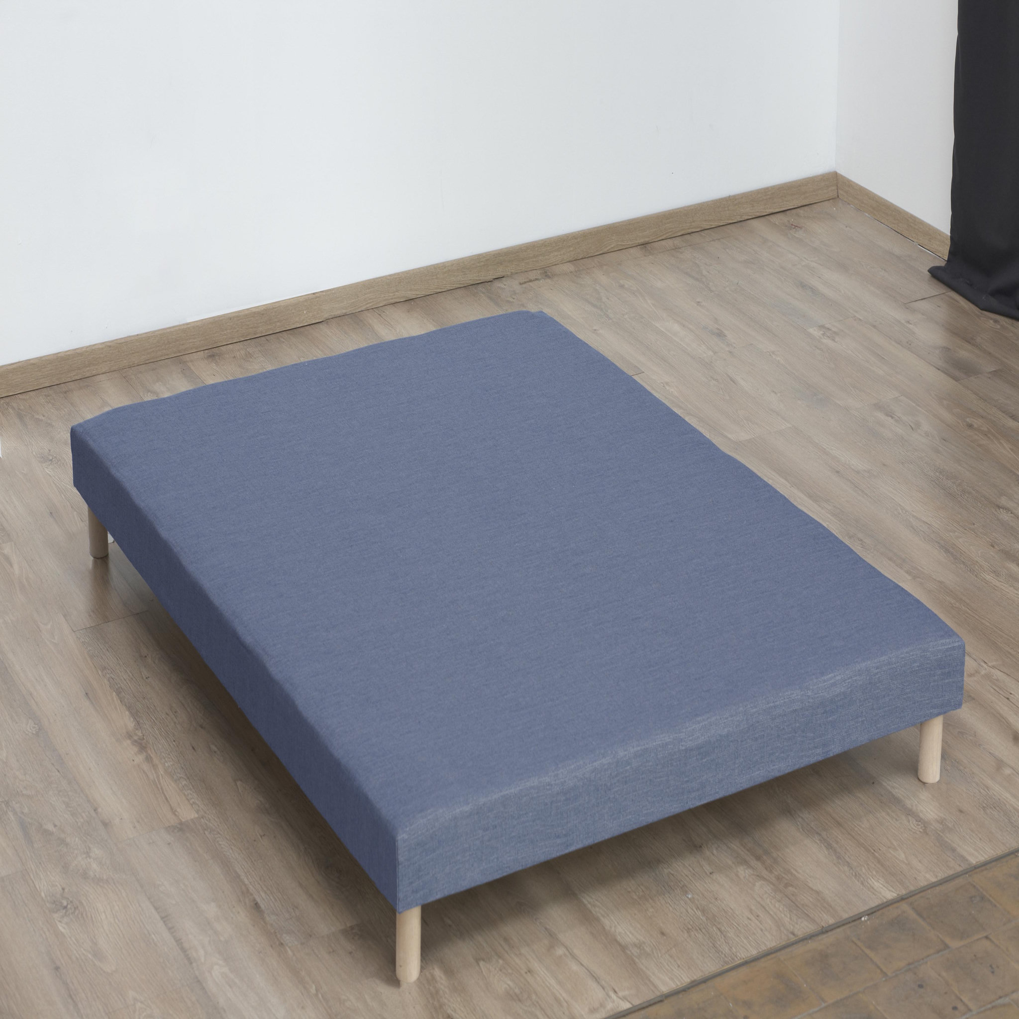 Voir la diapositive 1 : Sommier tapissier 140x190 cm KING STYLE