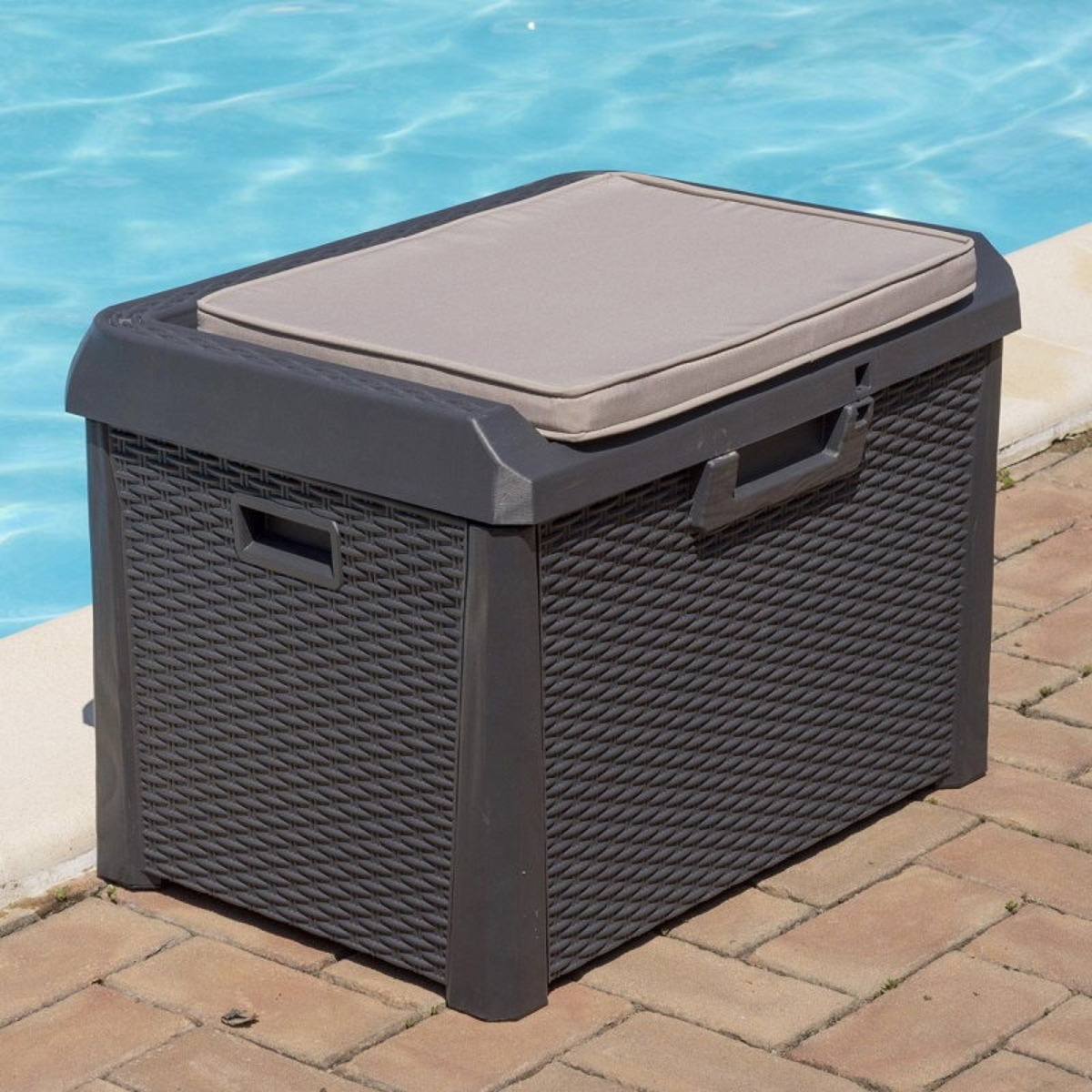 Toomax Coffre de jardin 125L Gris Anthracite avec Coussin Résine Effet rotin 73x50x49 cm Rangement Extérieur TOOMAX