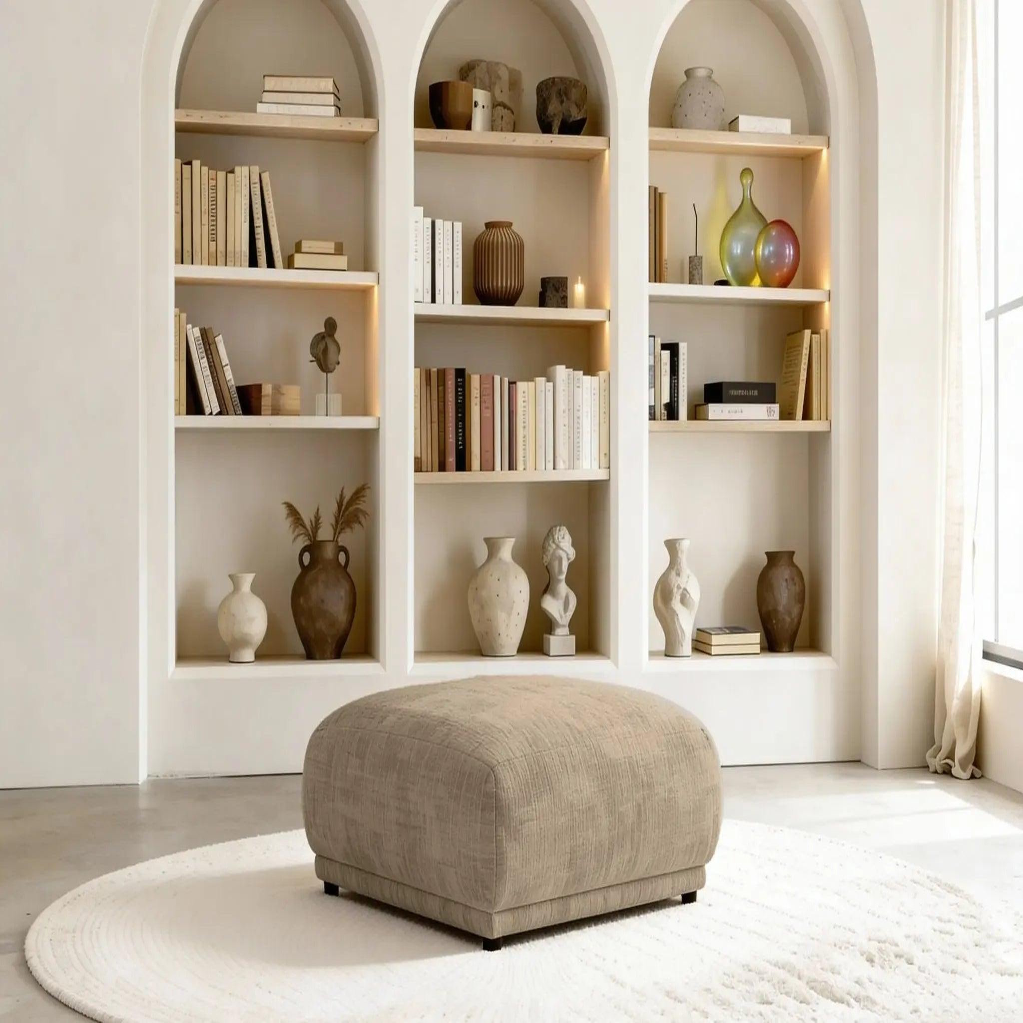 Voir la diapositive 2 : CASANOVA PARIS Rosalie - pouf tissu chenille
