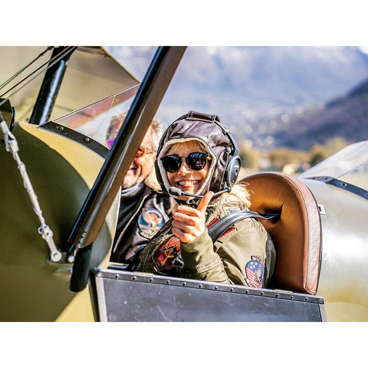 Smartbox Baptême de l'air à bord d'un avion biplan en France - Coffret Cadeau Sport & Aventure