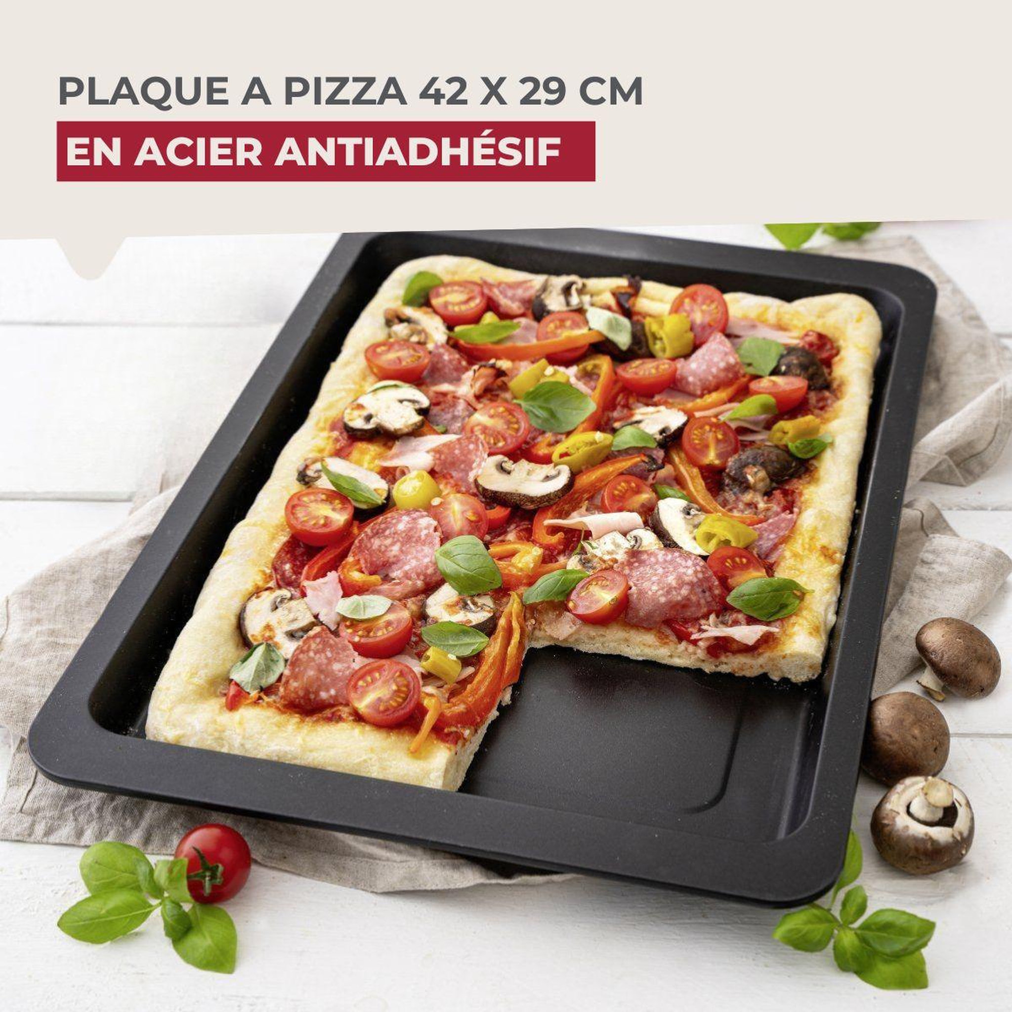 Voir la diapositive 2 : Fackelmann Ensemble pour pizza avec une plaque de cuisson four, 2 planches à pizza rondes et une roulette à pizza Fackelmann