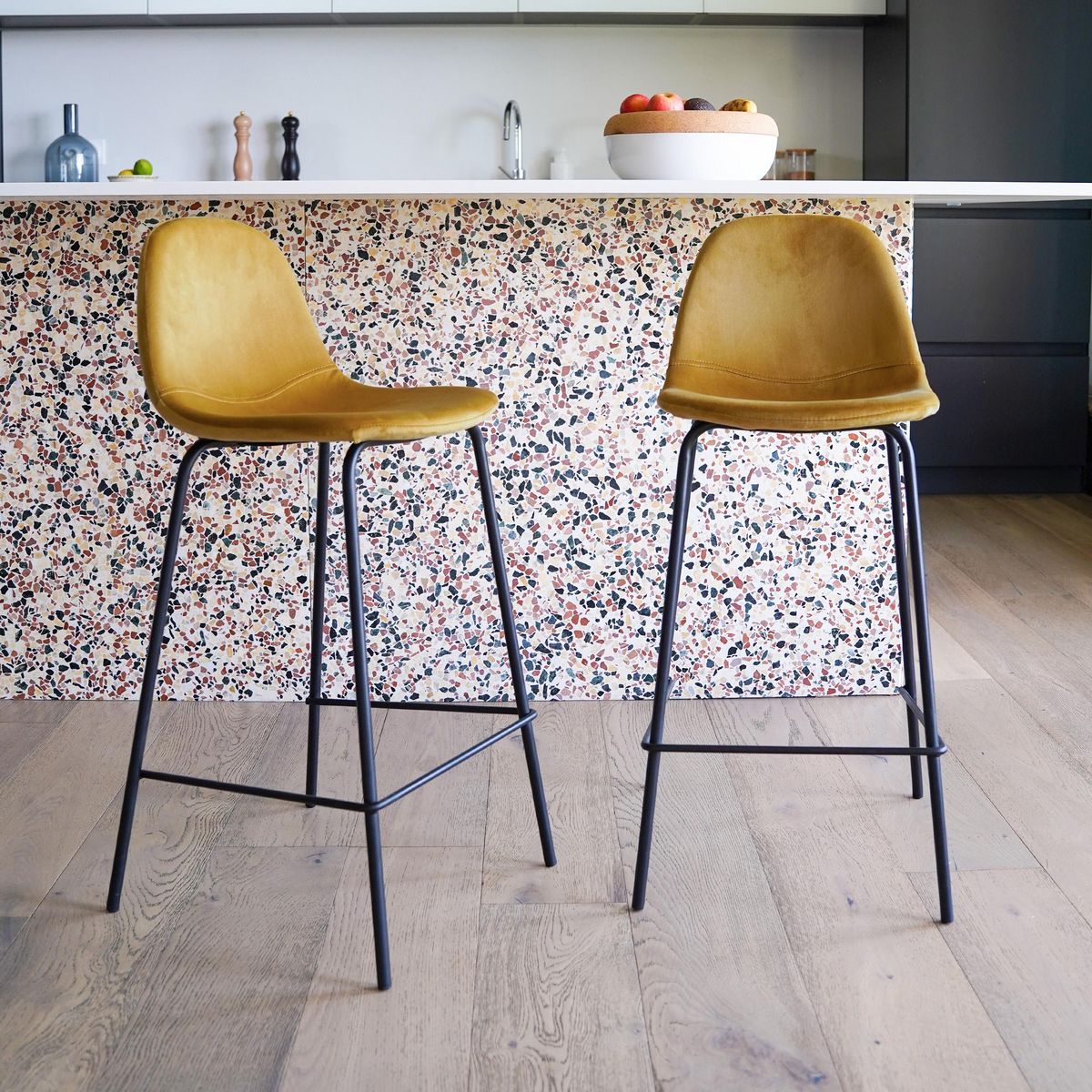 Rendez vous déco Lot de 2 chaises pour îlot central 65 cm en velours jaune - Henrik