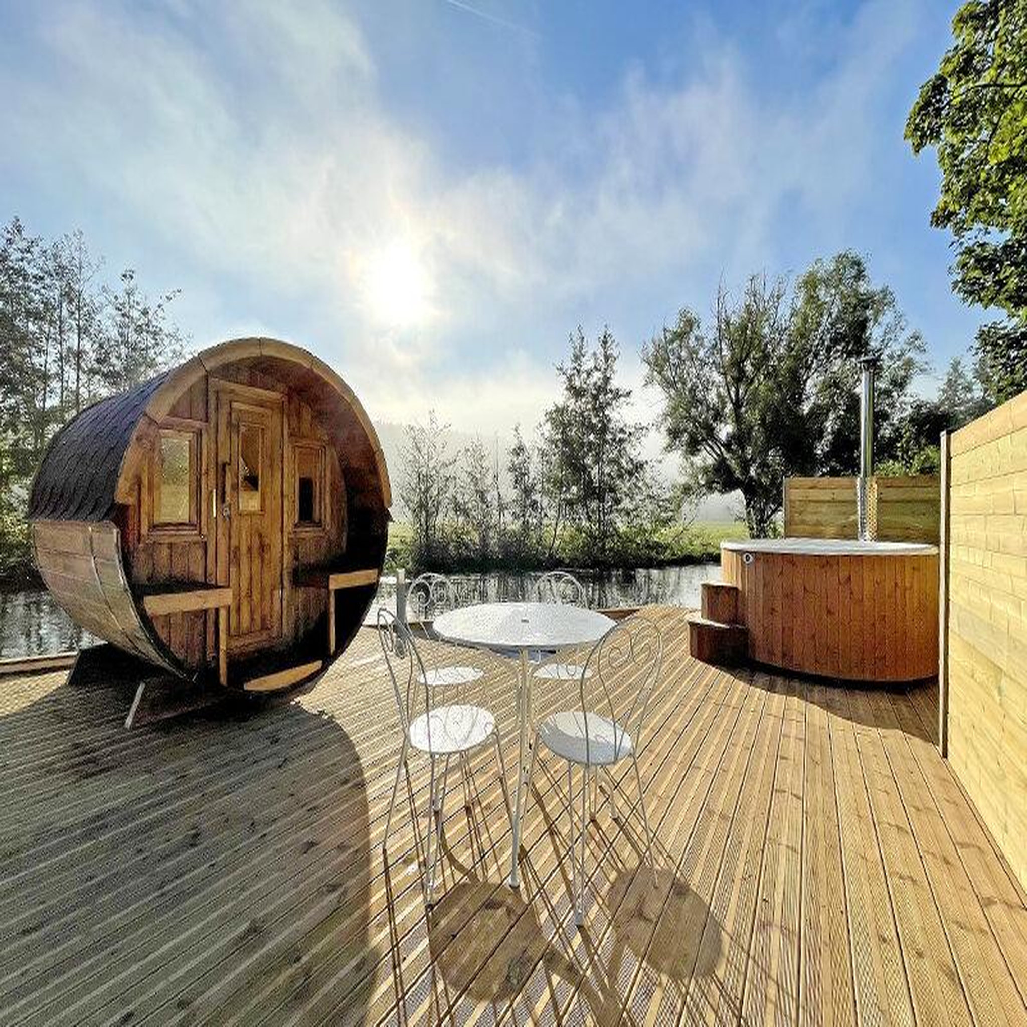 Voir la diapositive 4 : Smartbox Séjour de 2 jours en hôtel 4* en chambre anna filimonova avec dîner et spa près de giverny - coffret cadeau séjour