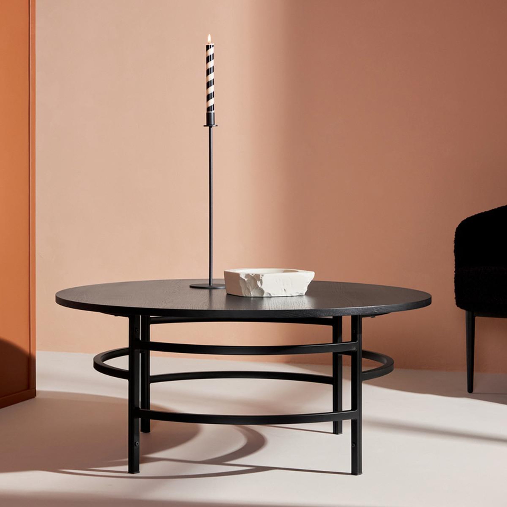 Voir la diapositive 4 : Paris Prix Table basse design  copenhagen  100cm noir