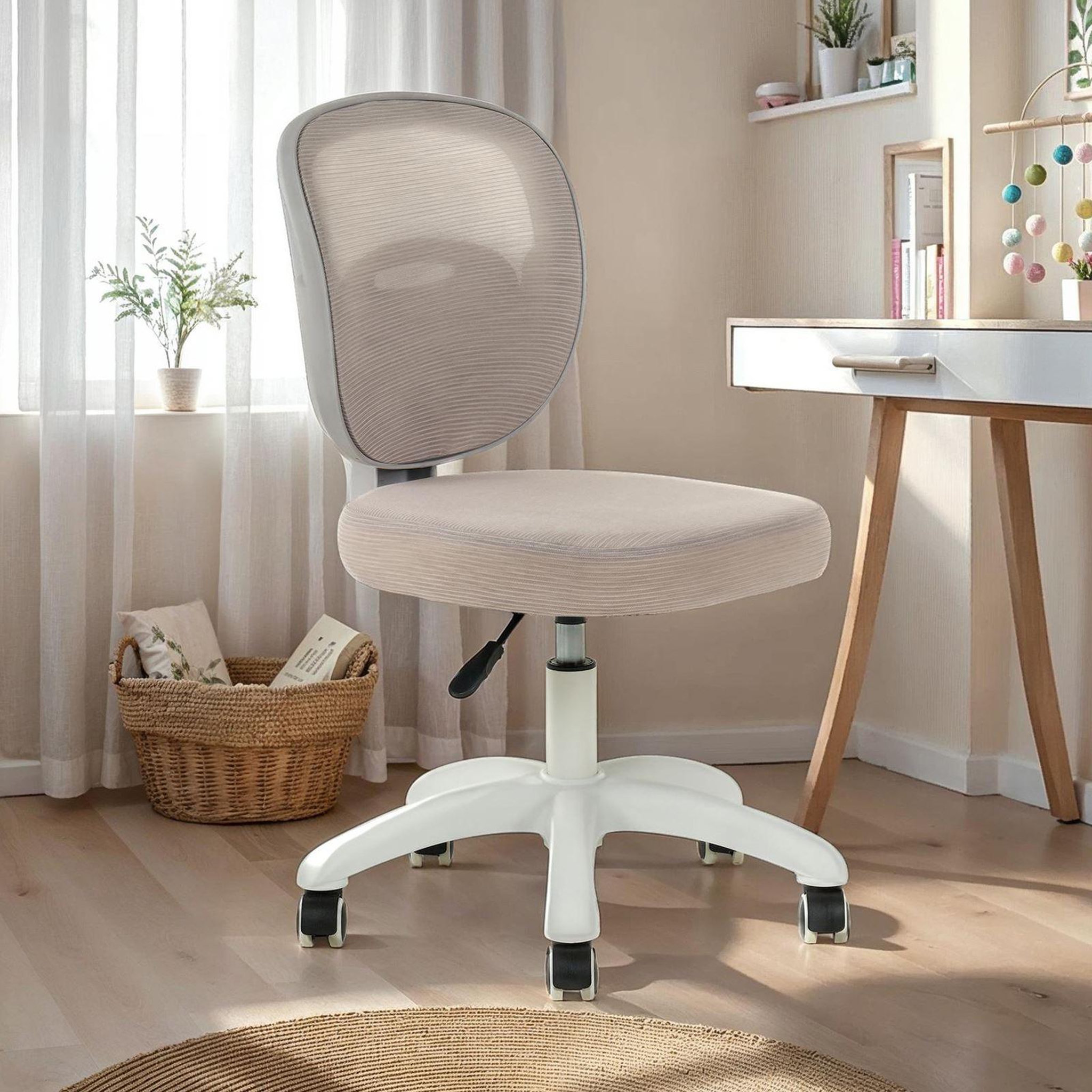 Voir la diapositive 2 : IDIMEX Chaise de bureau enfant MAYLA réglable en tissu mesh