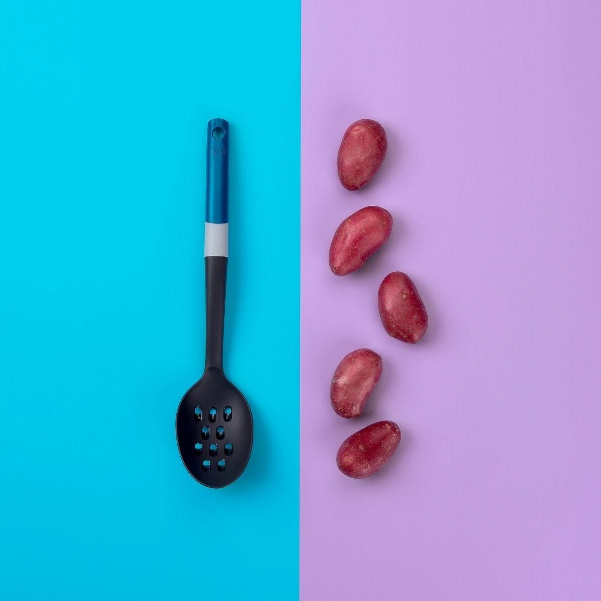 TASTY Cuillère de service ajourée avec fonction râpe à fromage Tasty Core