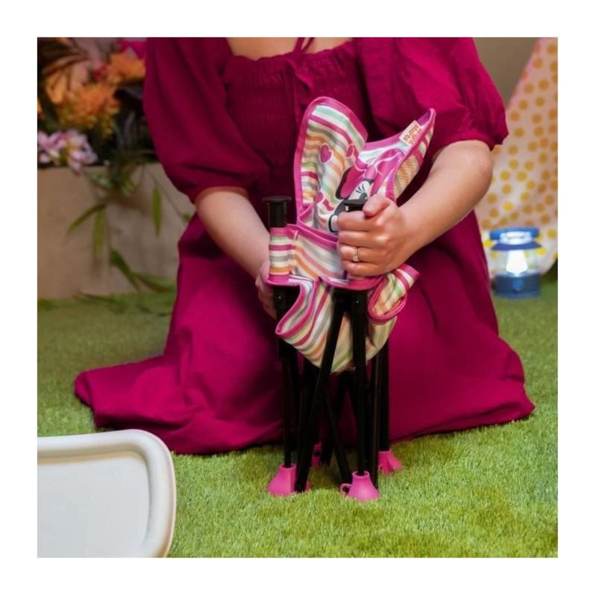 DISNEY DISNEY BABY Chaise d'appoint Minnie Mouse, réhausseur Pop 'n Sit, intérieur, extérieur, pratique et compacte, pliage rapide,