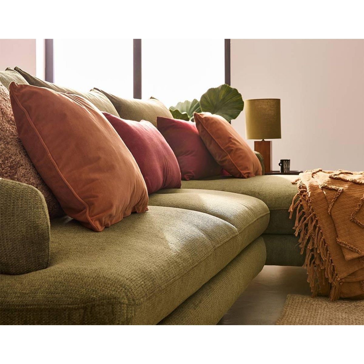 LISA DESIGN Ninon - canapé d'angle droit 4 places convertible avec coffre en tissu texturé