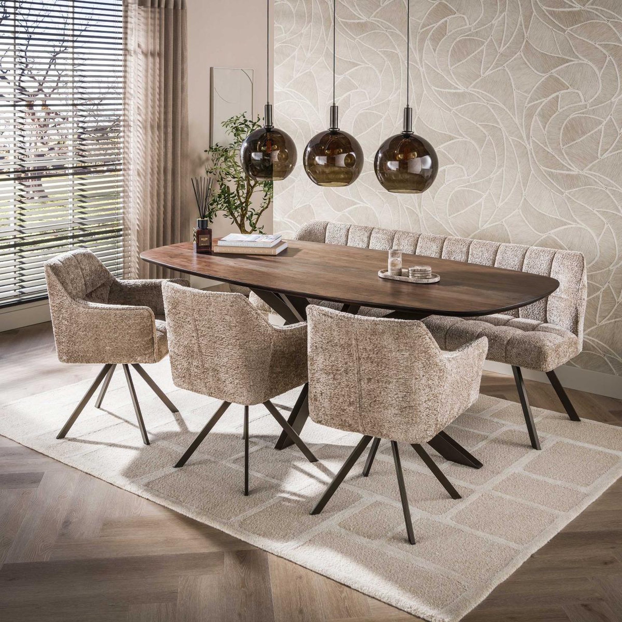Voir la diapositive 2 : JLC KREATION Table à manger nordique ovale 215cm en bois massif hiza