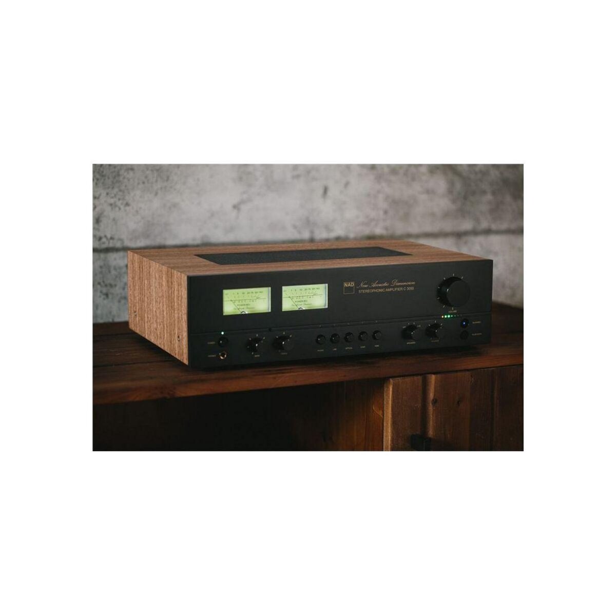 NAD Amplificateur HiFi C 3050 stéréophonique