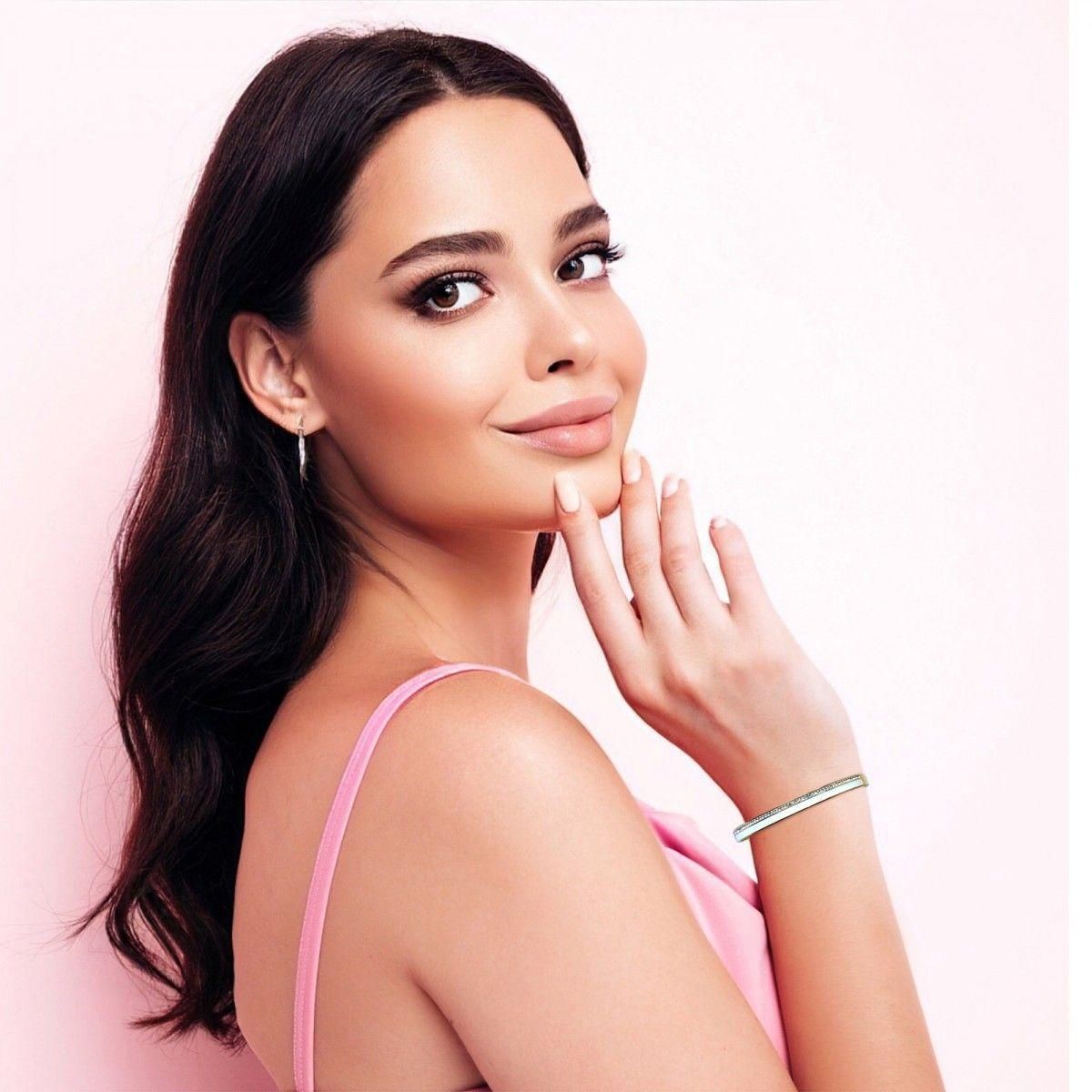 SC BOHEME Bracelet en Résine colorée ayant un aspect proche de l'Email orné de Cristaux scintillants par SC Bohème