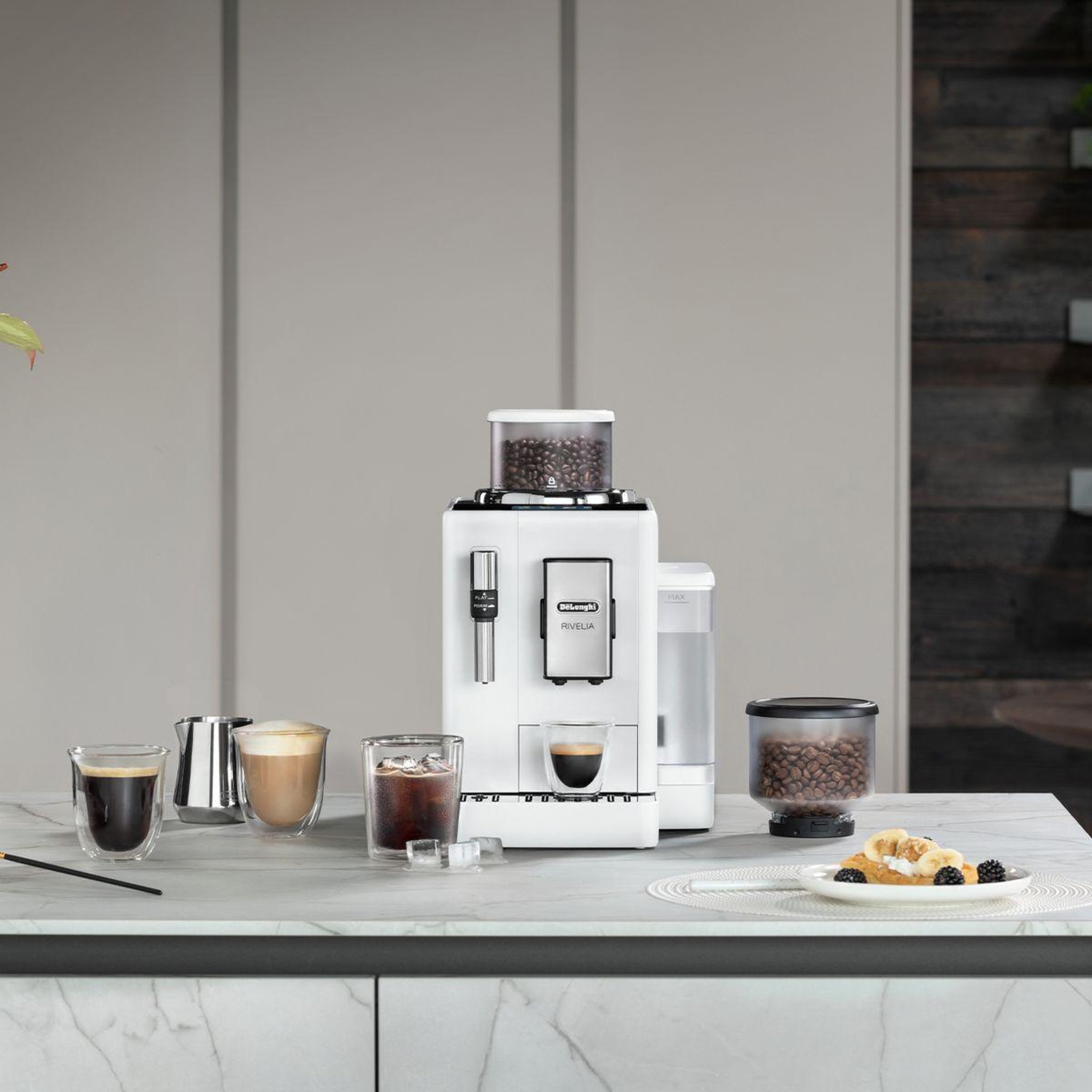 Voir la diapositive 3 : DELONGHI Expresso broyeur feb4435.w rivelia blanche