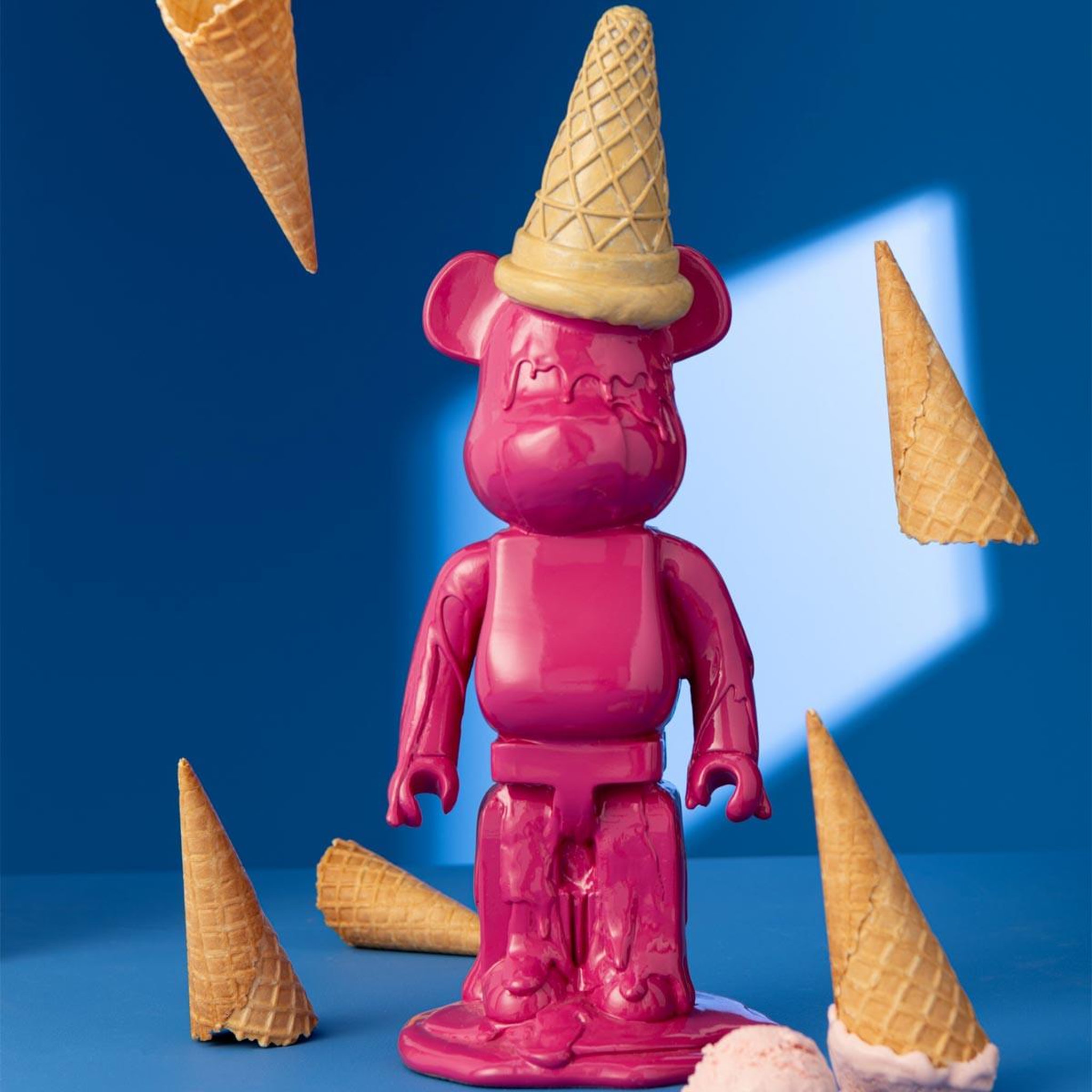 Voir la diapositive 4 : J-LINE Statuette déco ours  cornet glace  39cm fuchsia