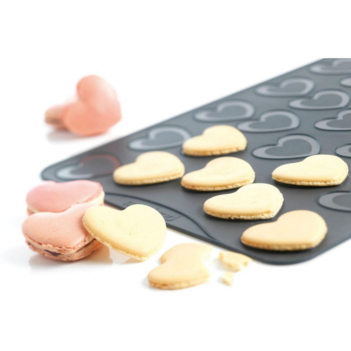 MASTRAD Plaque de cuisson macarons coeurs 30X40X1 cm