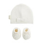 Voir la diapositive 1 : Petit Béguin Turban bébé et chaussons en tricot Hello Baby