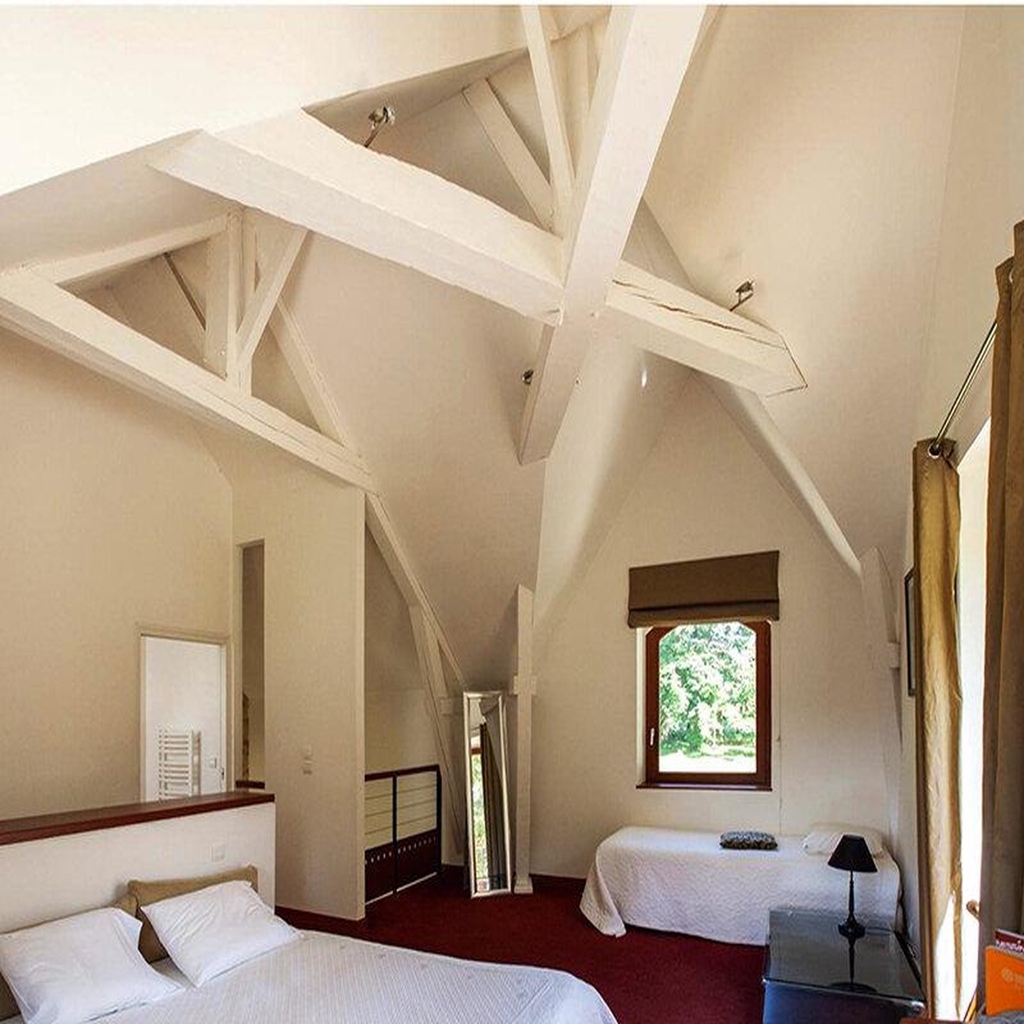 Voir la diapositive 2 : Smartbox 2 jours en famille en suite dans un château 4* proche du bord de mer - coffret cadeau séjour