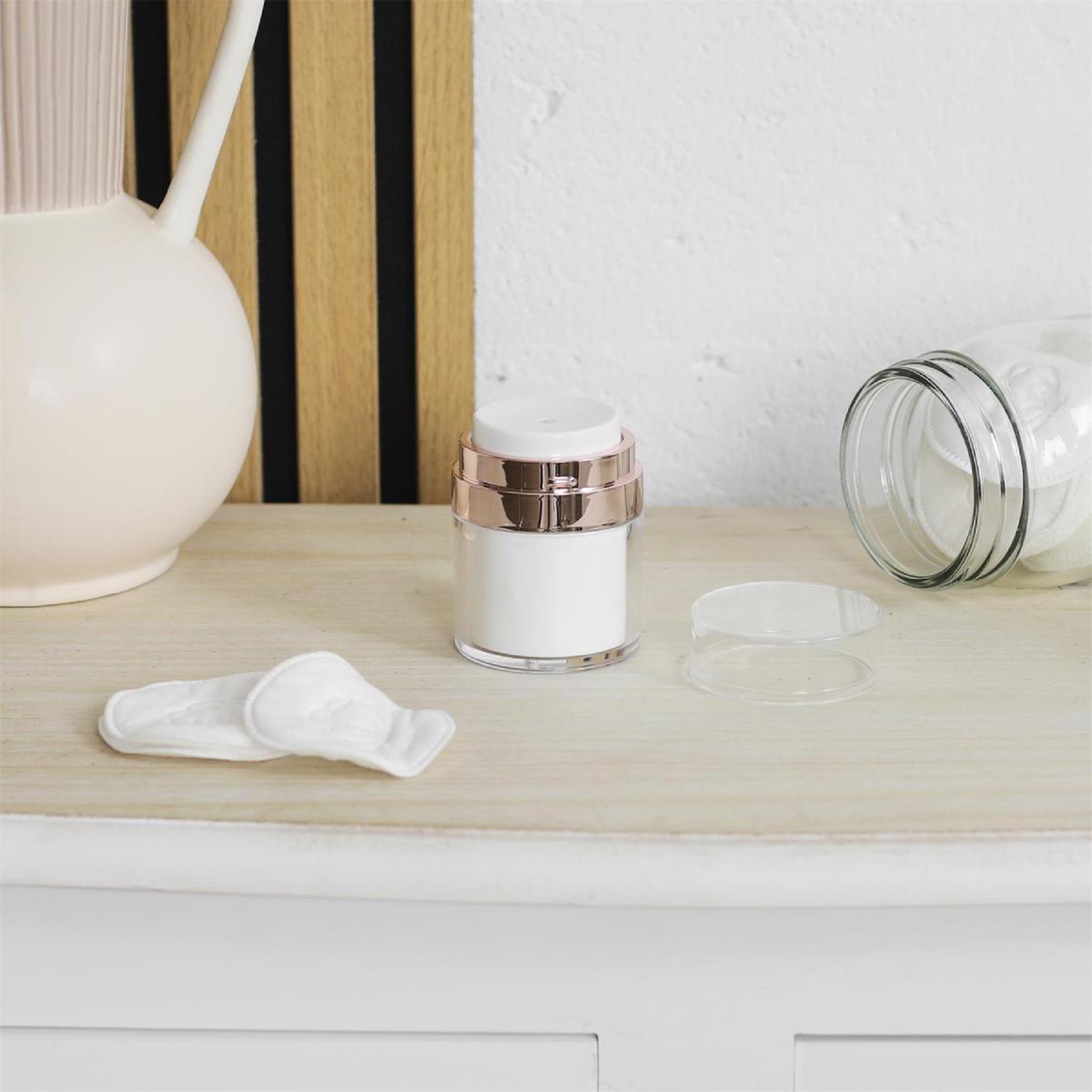 Voir la diapositive 5 : Cosmetic Club Distributeur à pompe  dosage  30ml rose