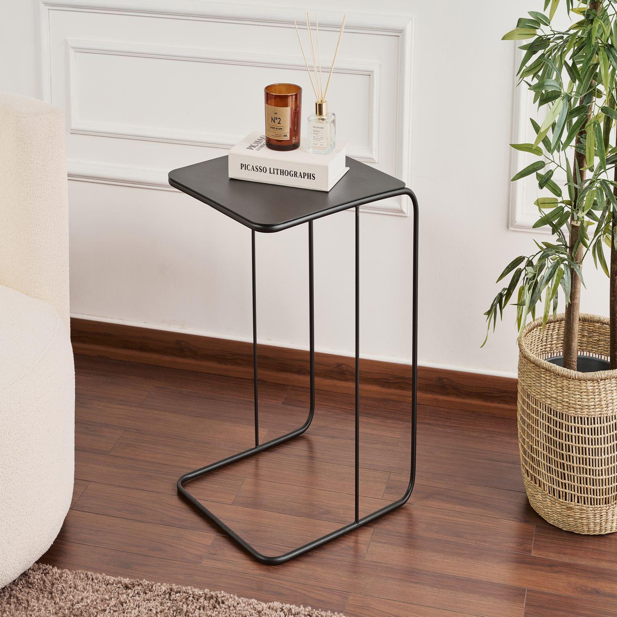 Voir la diapositive 2 : Habitat et Jardin Table d'appoint en métal  poet  47 x 46 x 57 cm - noir
