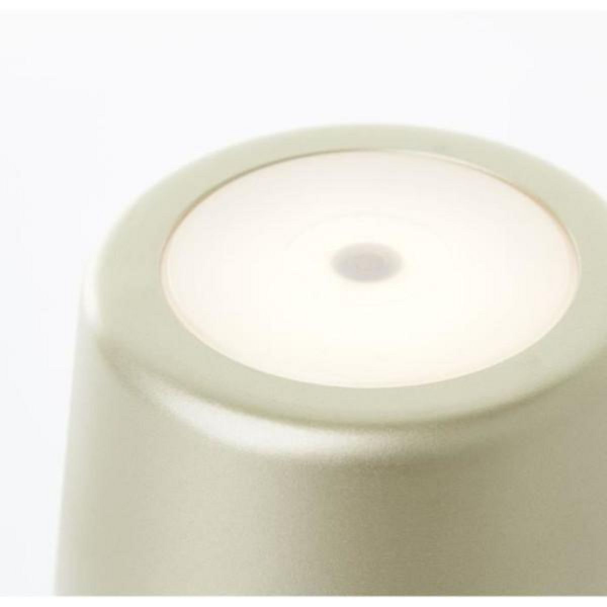 BRILLIANT Lampe a poser d'extérieur - BRILLIANT - KAAMI - Rechargeable - Or mat - LED - 2W - 310lm - 3000K - DIM - USB - 3-Step DIM - IP5