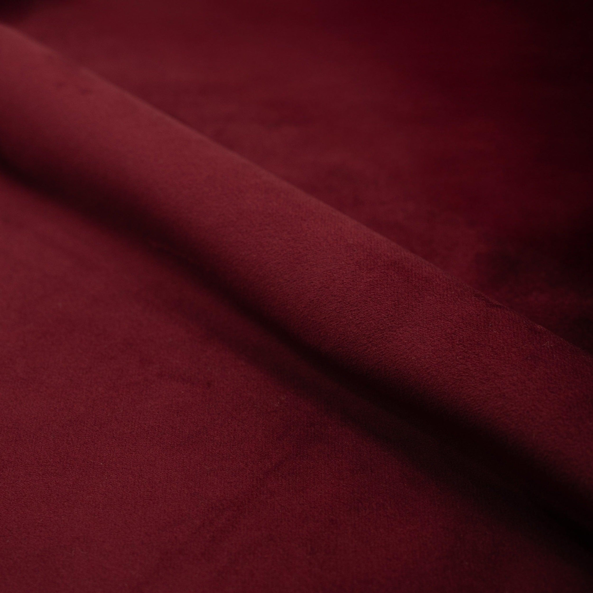Voir la diapositive 3 : MAISON PAVANE Fauteuil en velours bordeaux et pieds en métal doré-gatsby