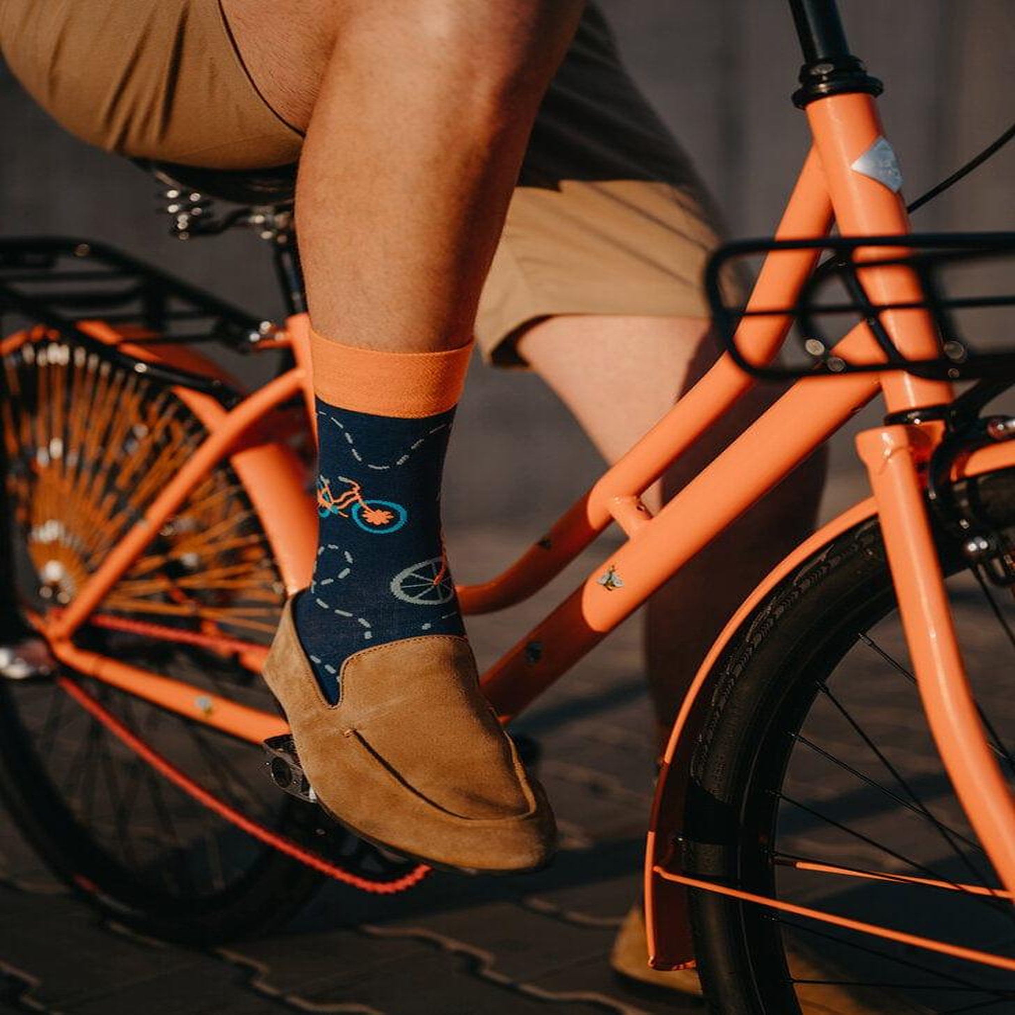 Voir la diapositive 4 : DEDOLES Chaussettes bicyclettes oranges