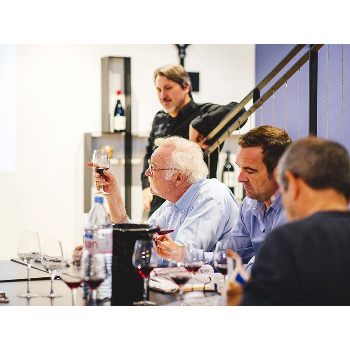 Smartbox Journée d'initiation à l'œnologie pour maîtriser les incontournables du vin avec ProDégustation - Coffret Cadeau Gastronomie