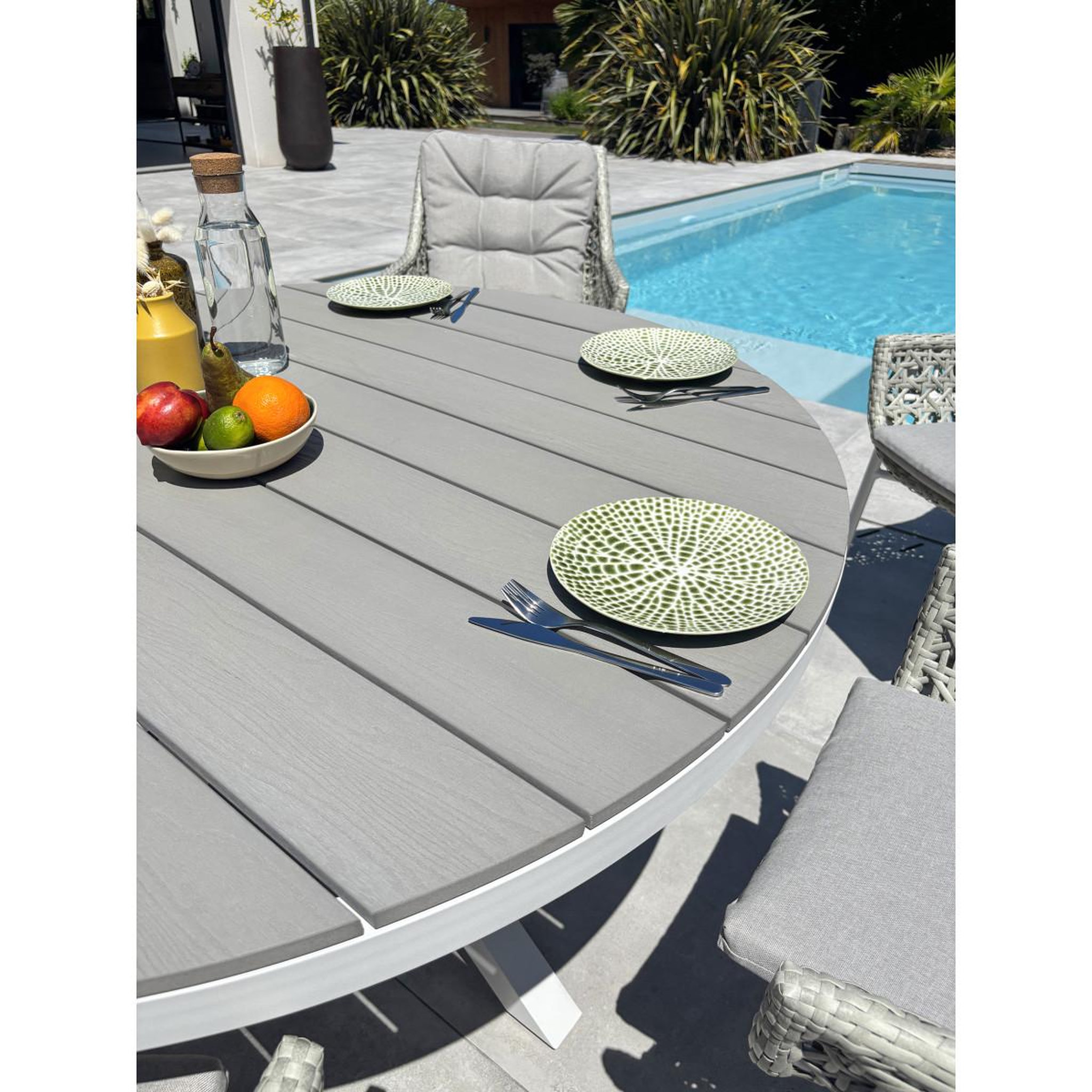 Voir la diapositive 5 : Paris Prix Ensemble Table de Jardin & 6 Fauteuils  Elba  142cm Blanc