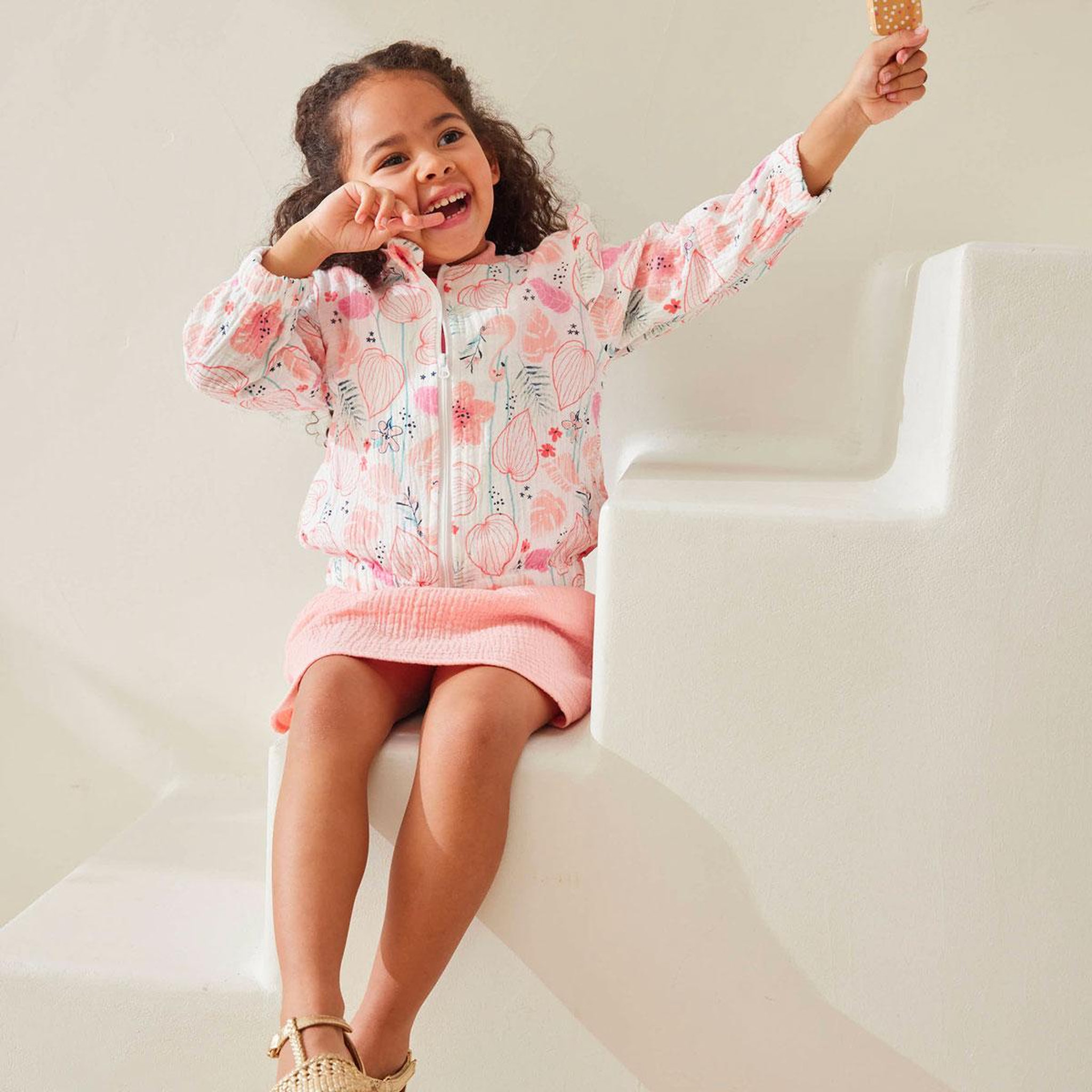 Voir la diapositive 5 : Petit Béguin Veste enfant Caraïbes