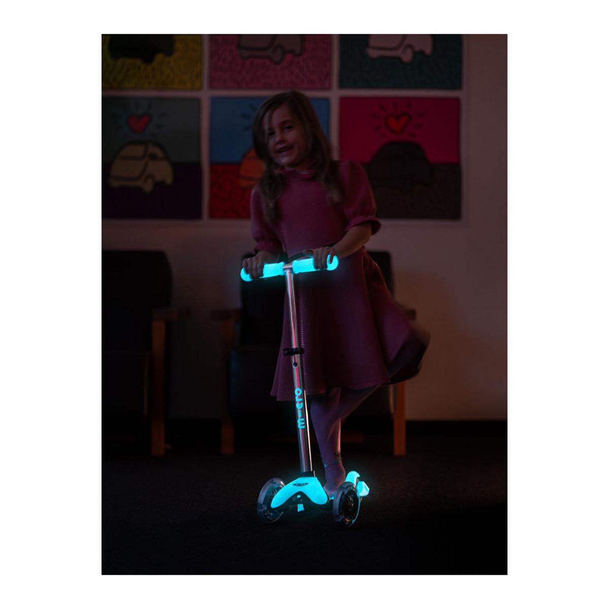 Micro Trottinette  Mobility à trois roues Glow LED Plus Glacier Aqua MMD214