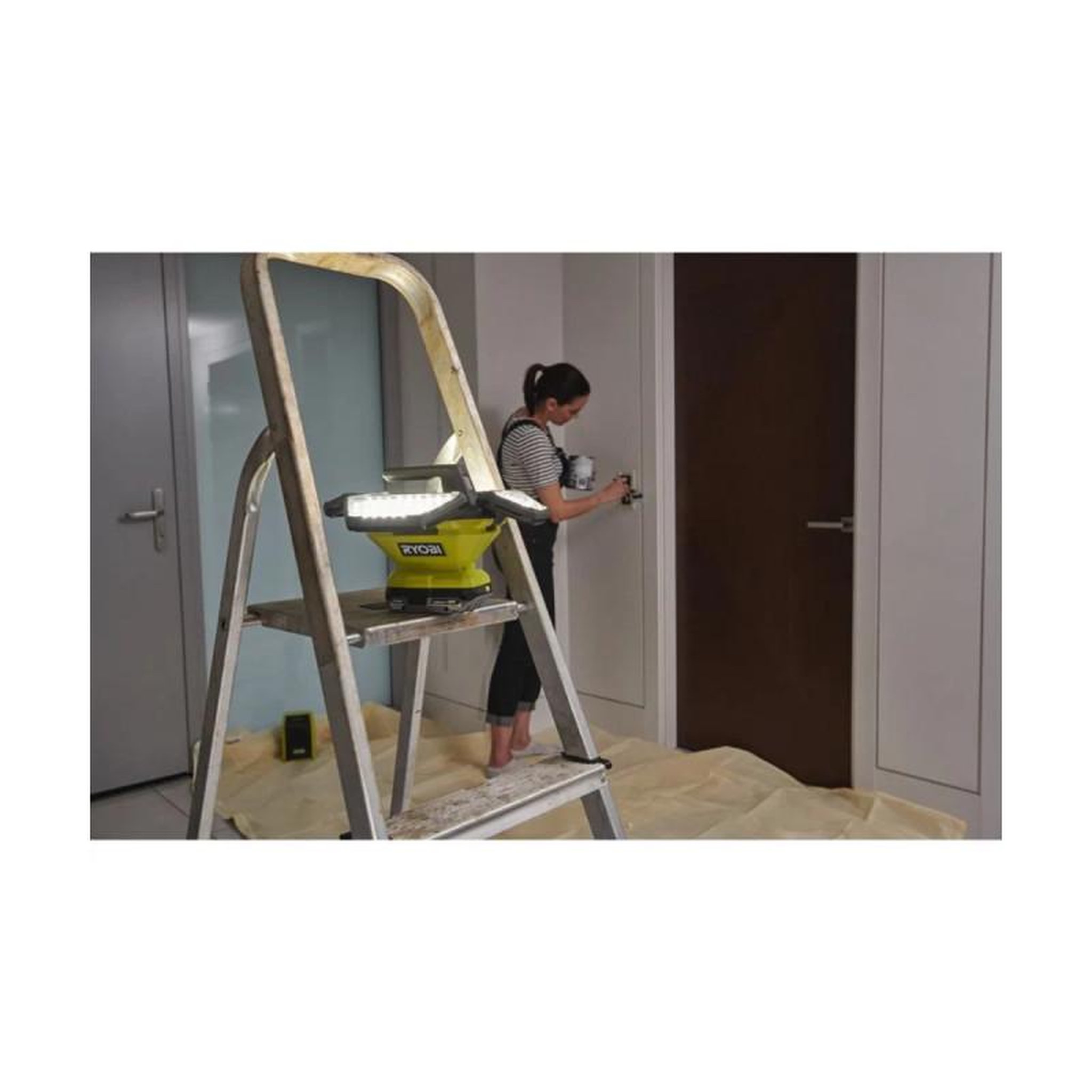 Voir la diapositive 3 : Ryobi Lampe LED 360° 18V RYOBI - Sans batterie ni chargeur - R18L360-0