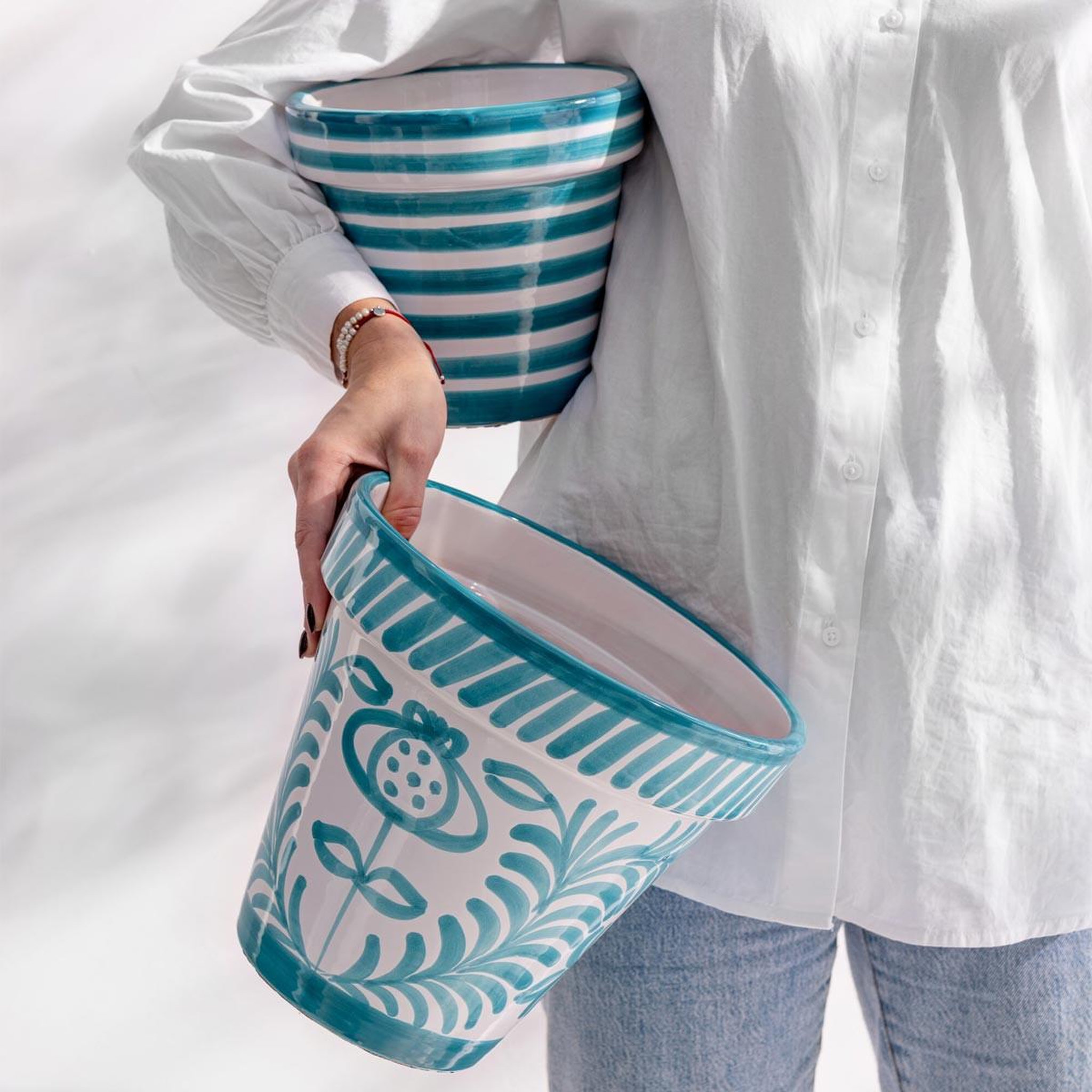 Voir la diapositive 4 : J-LINE Pot avec soucoupe en céramique  granada rayure  21cm bleu aqua