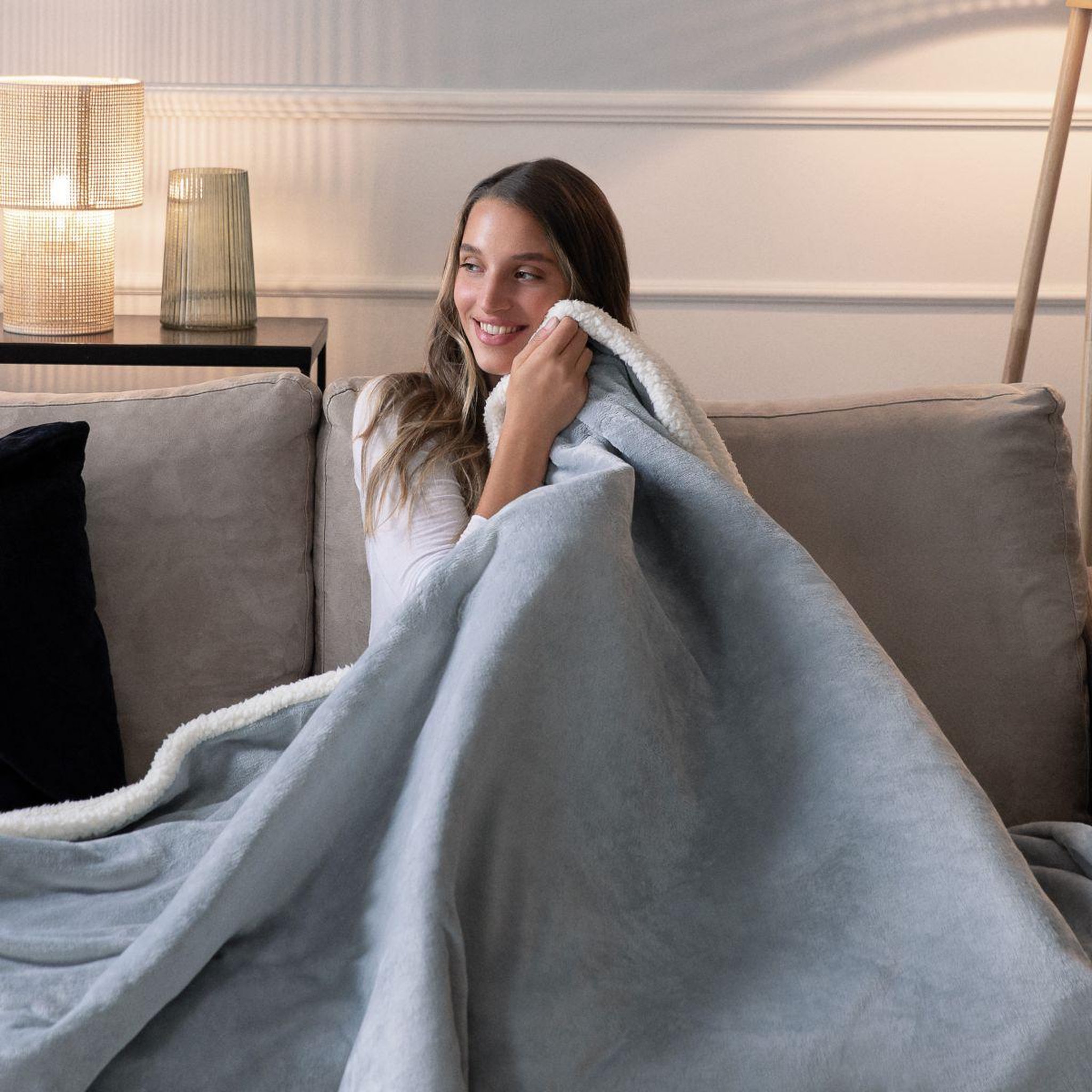 Voir la diapositive 3 : DREAMLAND Couverture chauffante PYJAMA DAYS SHERPA ET VELOURS 6T 160X120