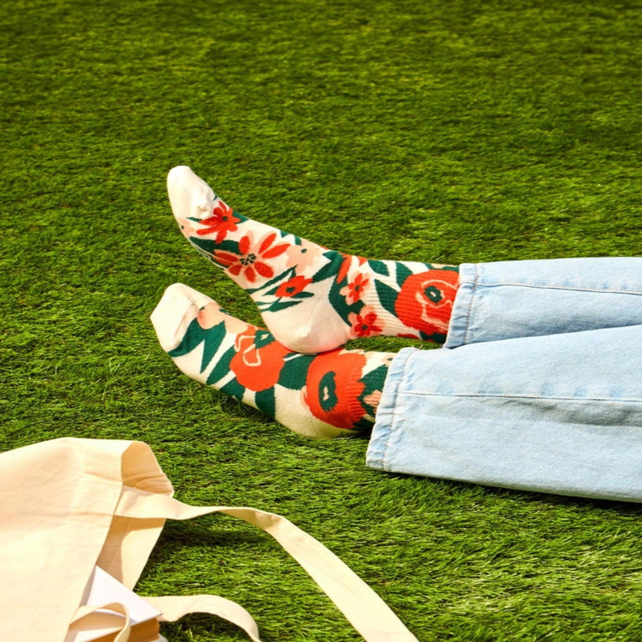 Voir la diapositive 3 : DEDOLES Chaussettes courtes jardin de coquelicots